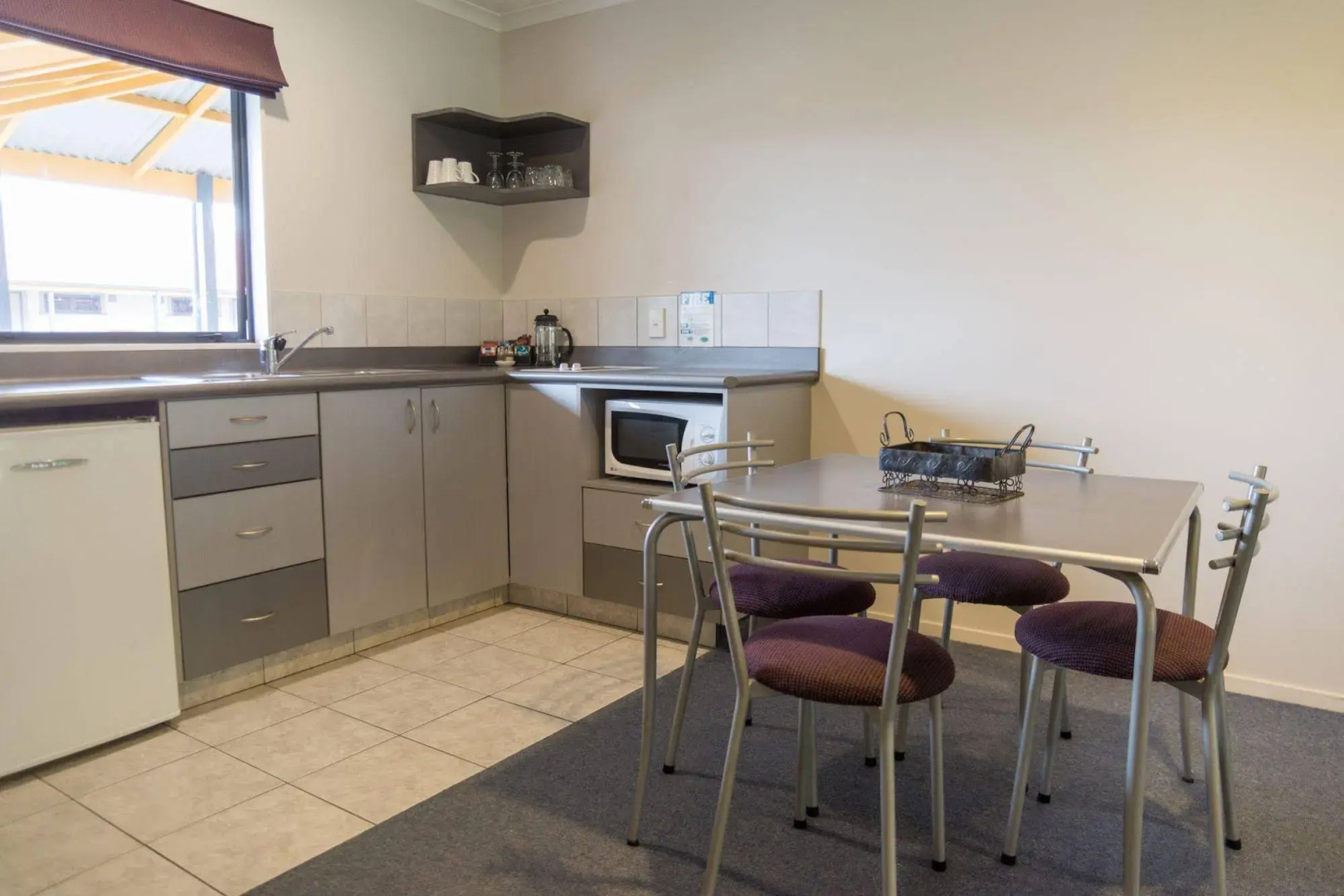 ASURE Oak Estate Motor Lodge