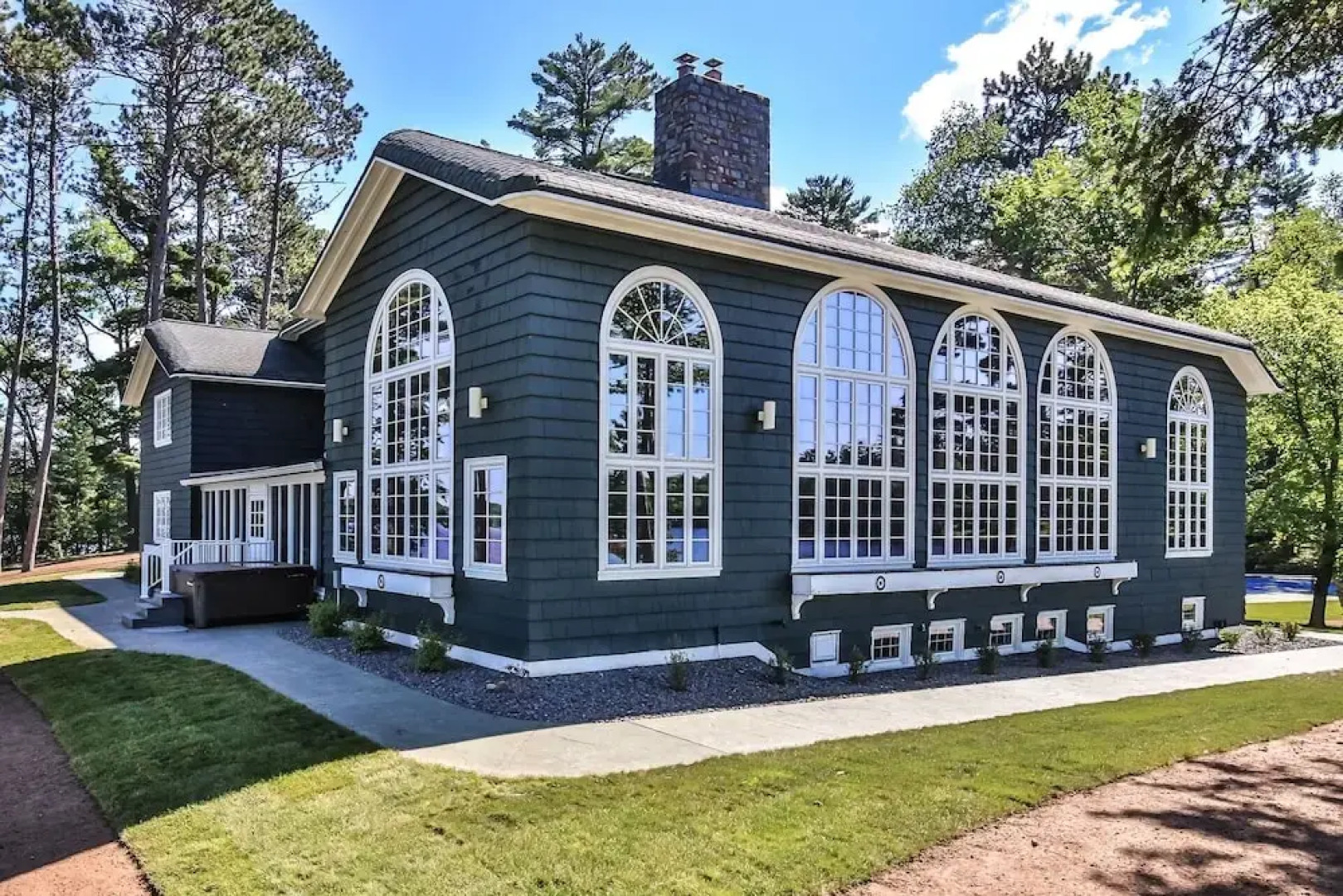 Indian Point Manor - Hiller Vacation S 9 Bedroom Estate