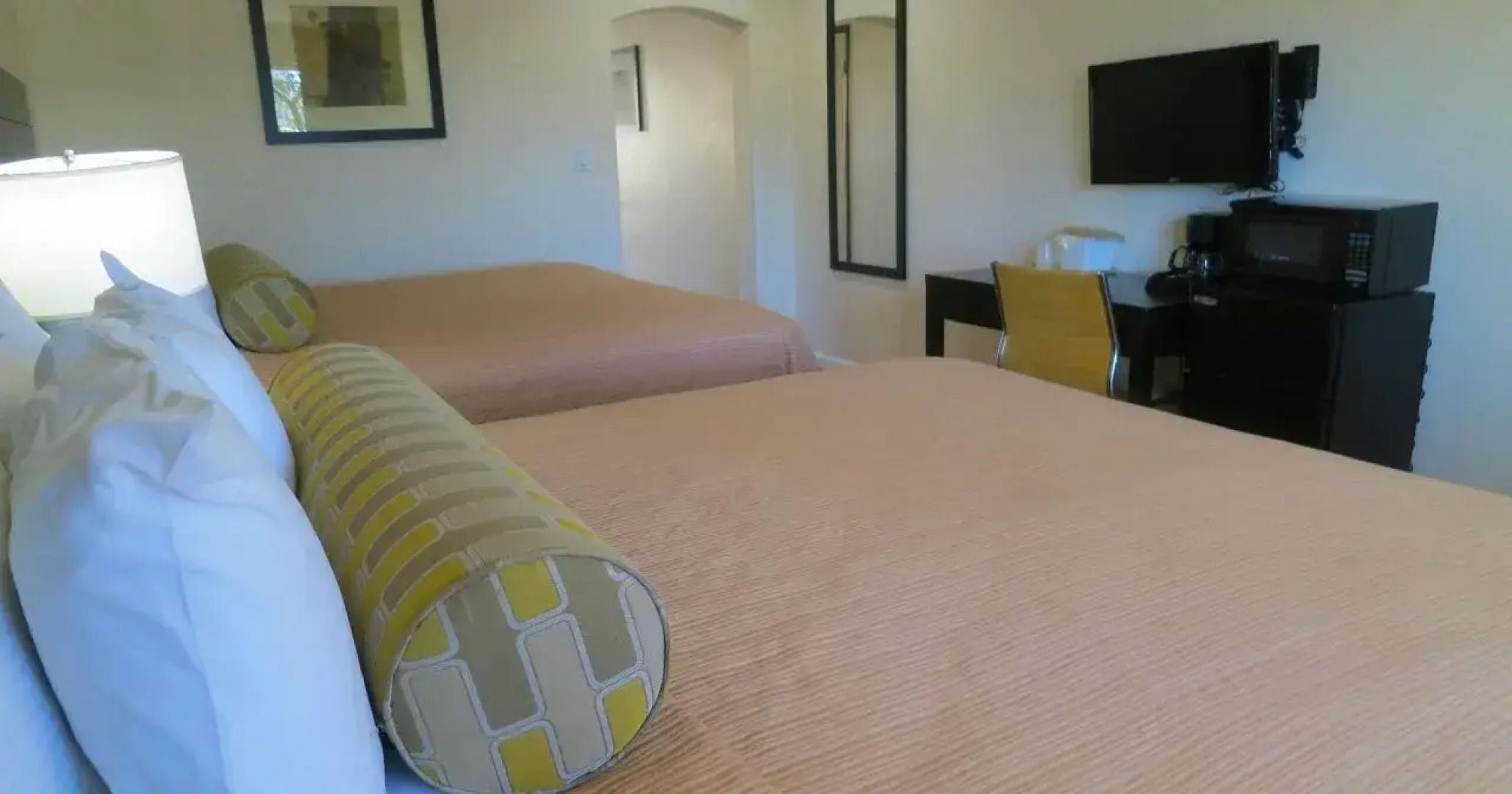 Americas Best Value Inn & Suites Escondido