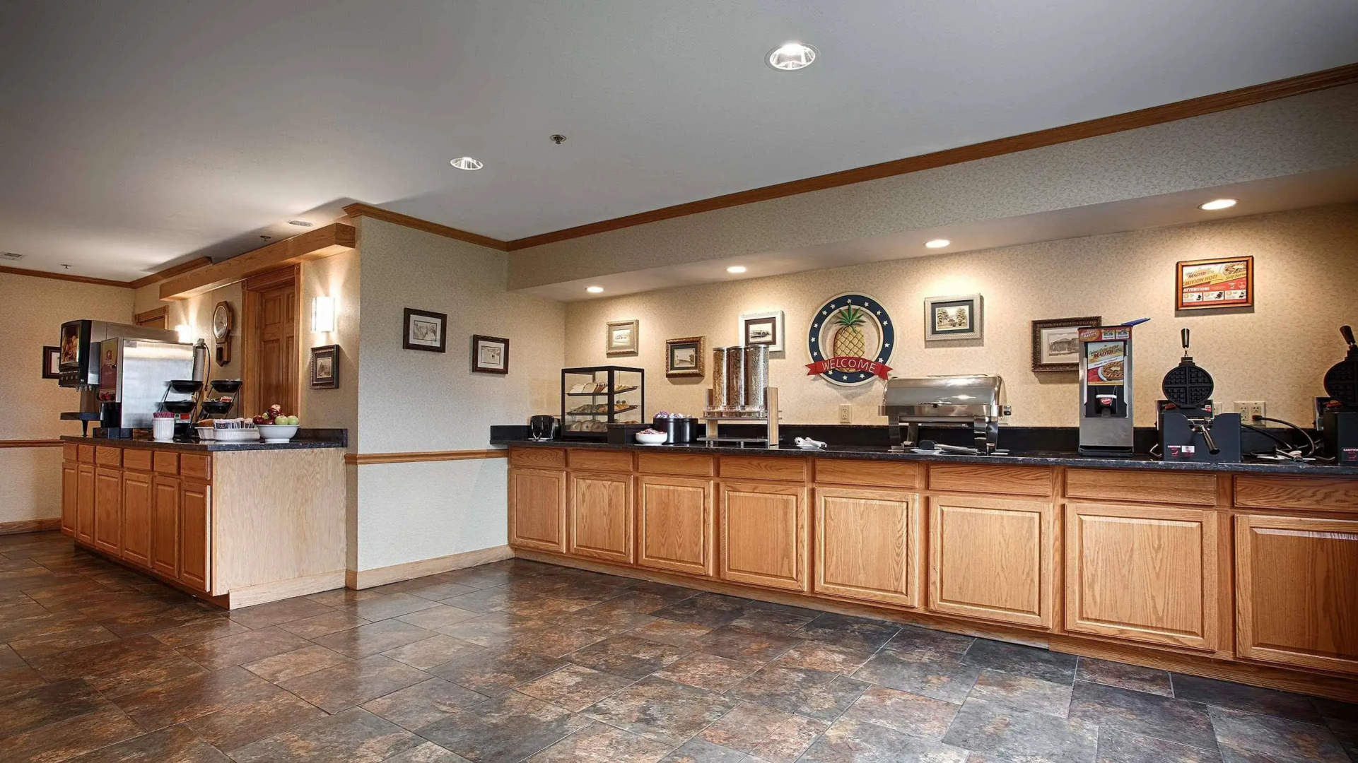 Best Western Cooperstown Inn & Suites