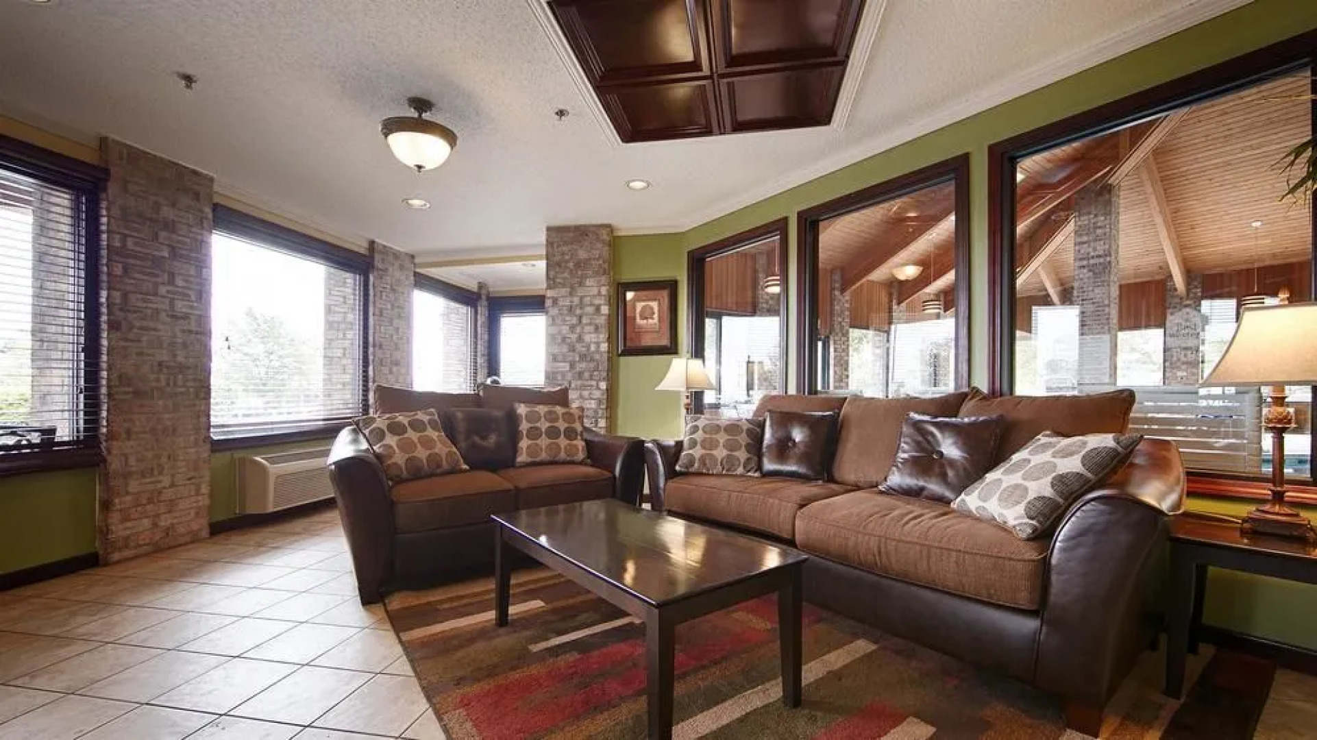 Baymont Inn & Suites Delaware