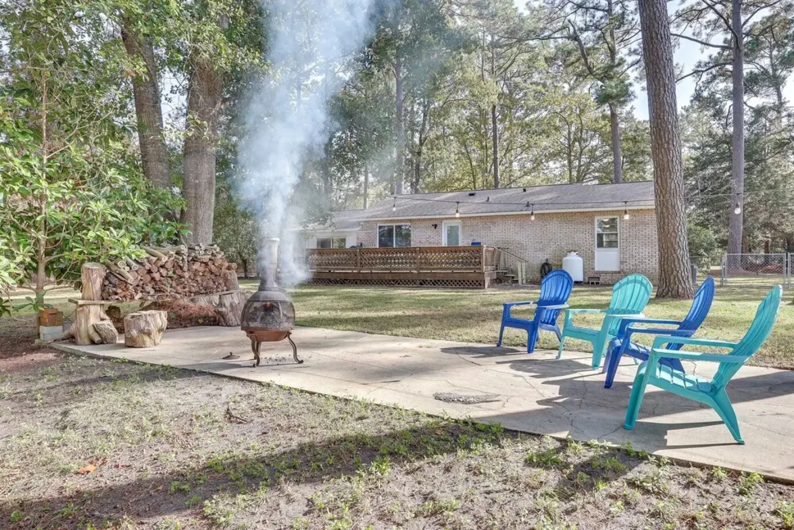 Pet-friendly Southport Home w/ Deck: 8 Mi to Beach