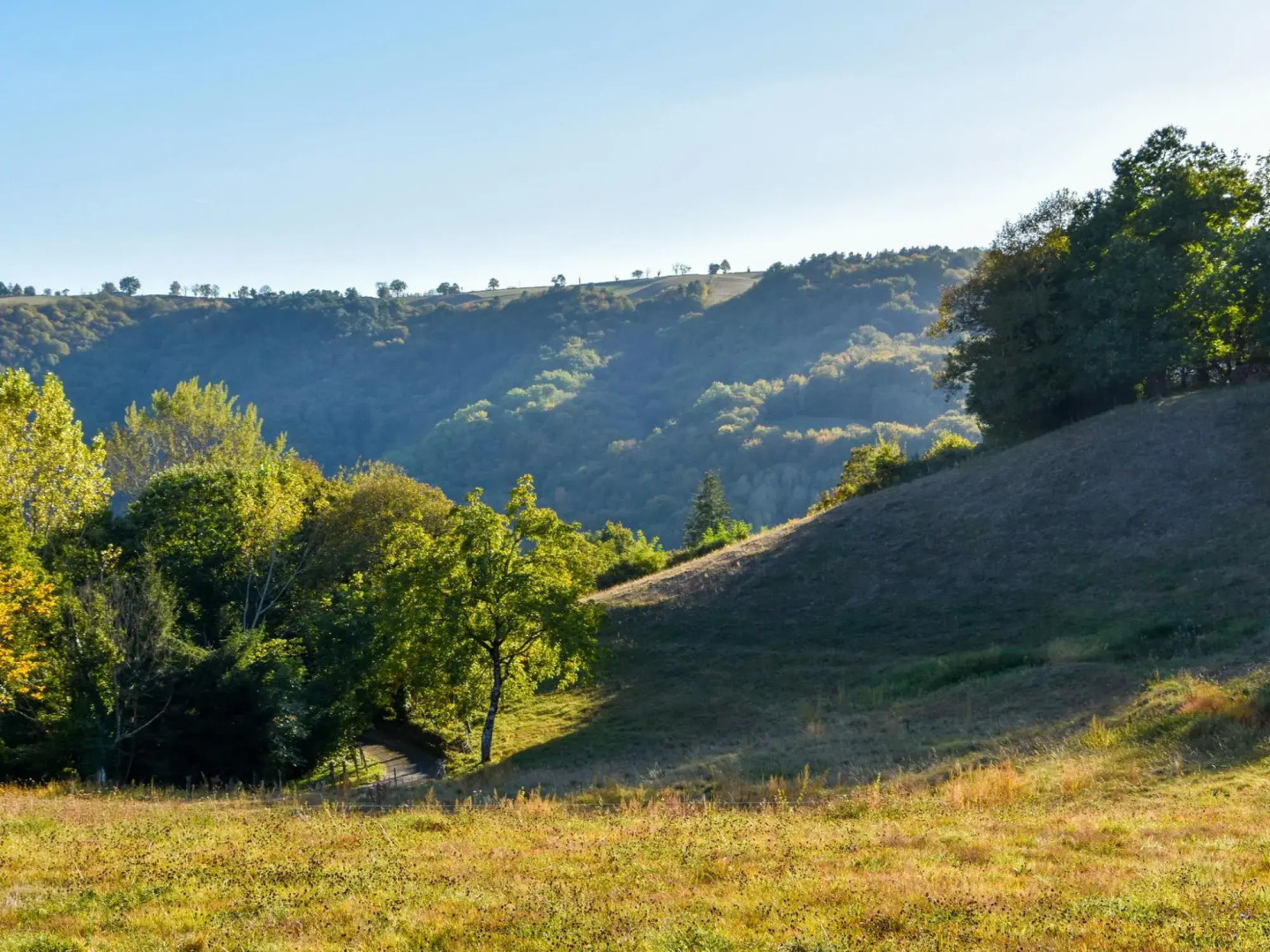 Rural Holiday Home In Sénezergues With Garden