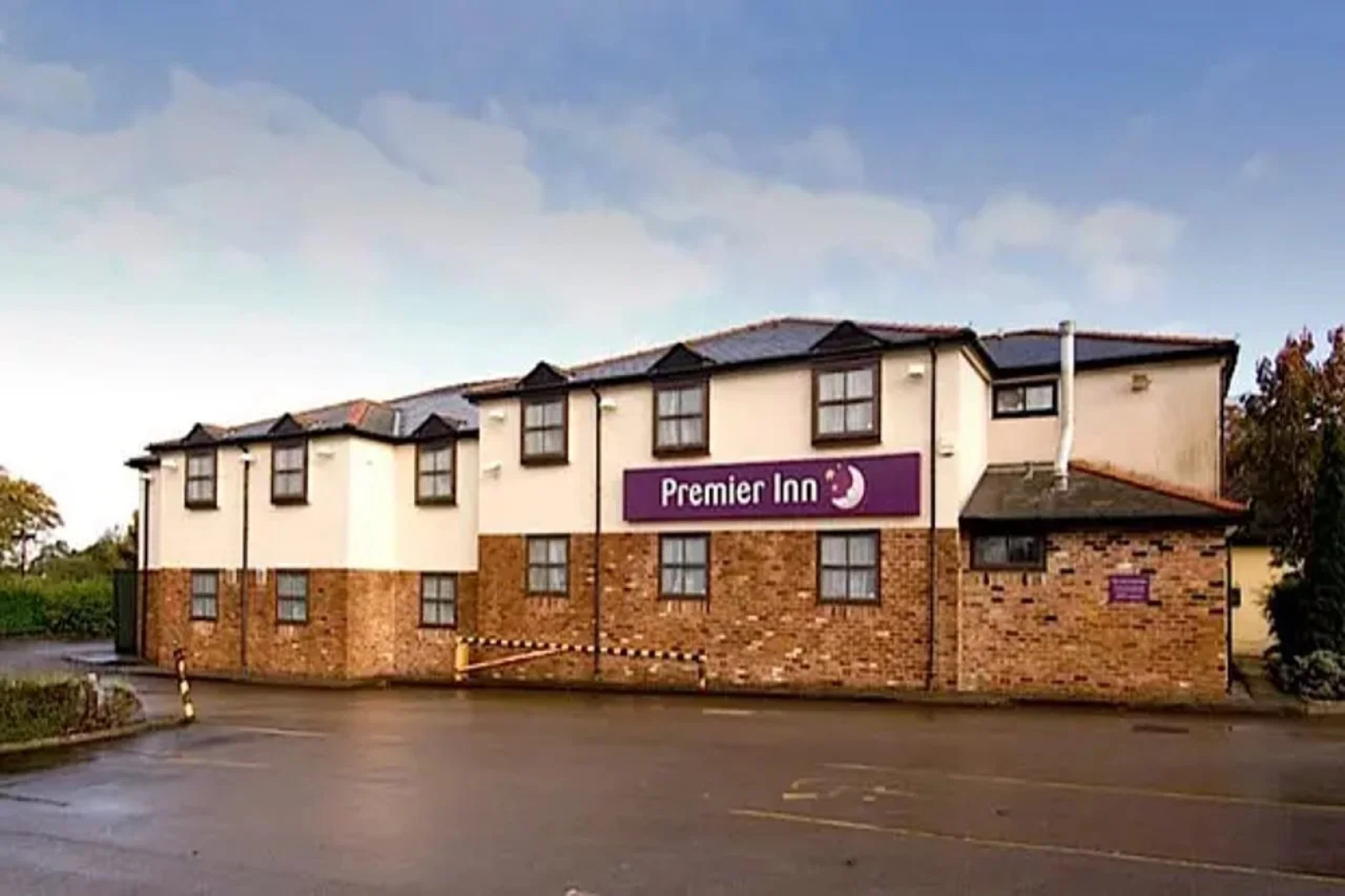 Premier Inn Macclesfield South West