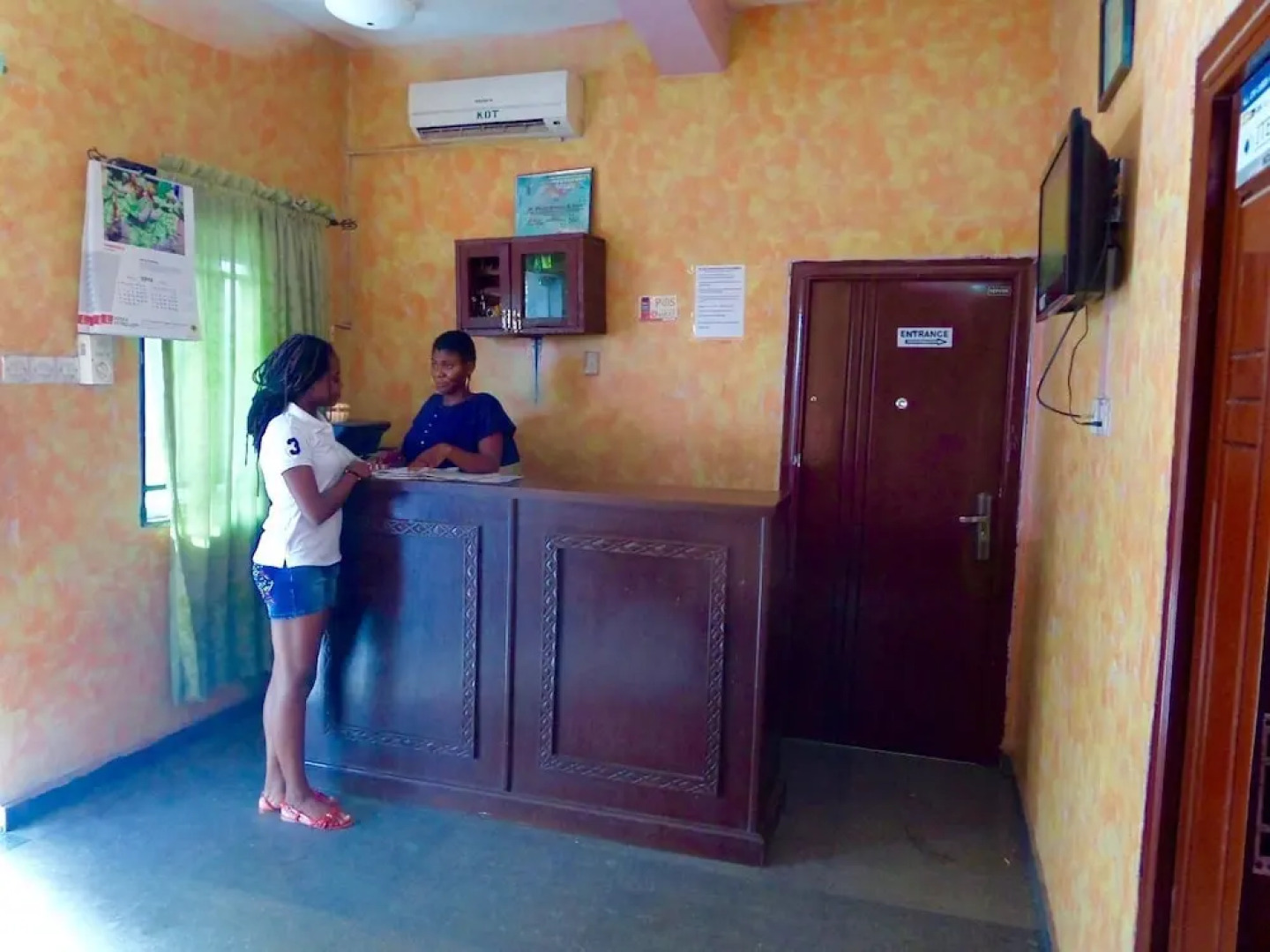 KDT Hotels And Suites