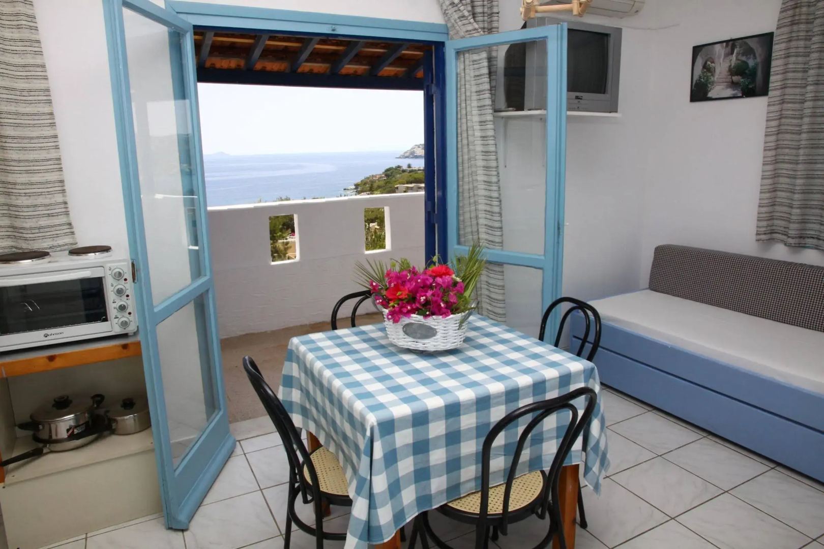 Thalia Apartments