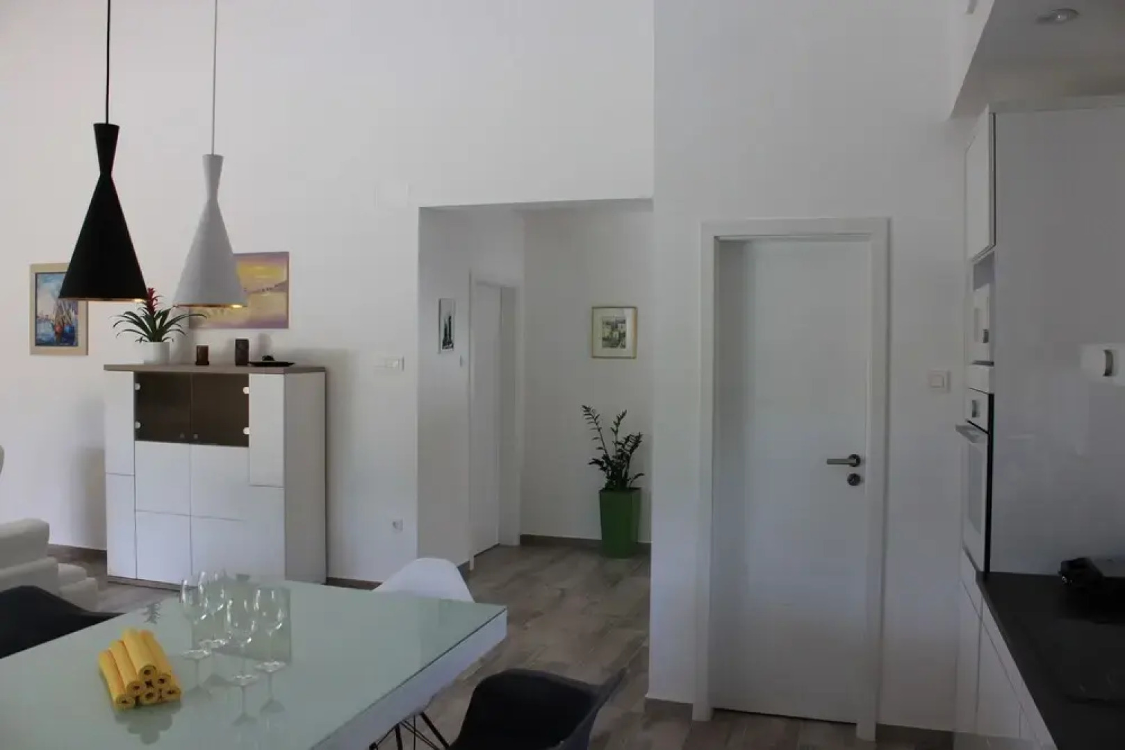 Holiday House Lovric