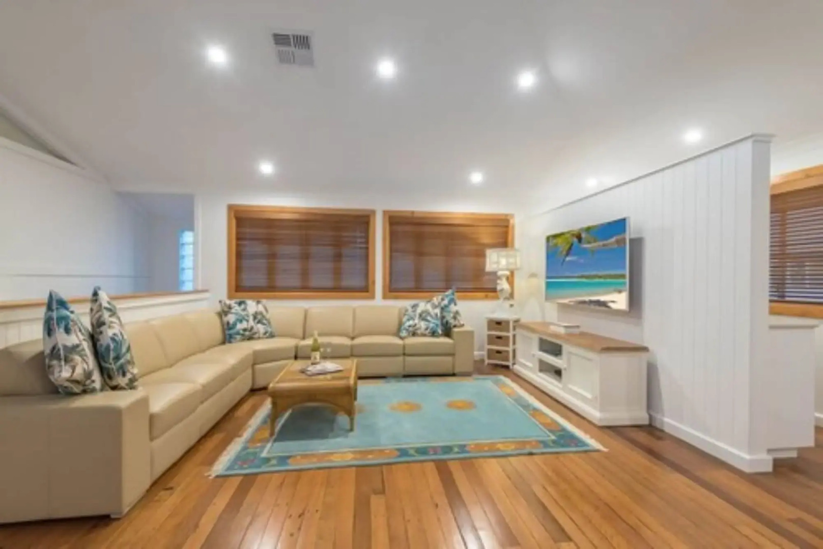 Noosa Outrigger Beach Resort