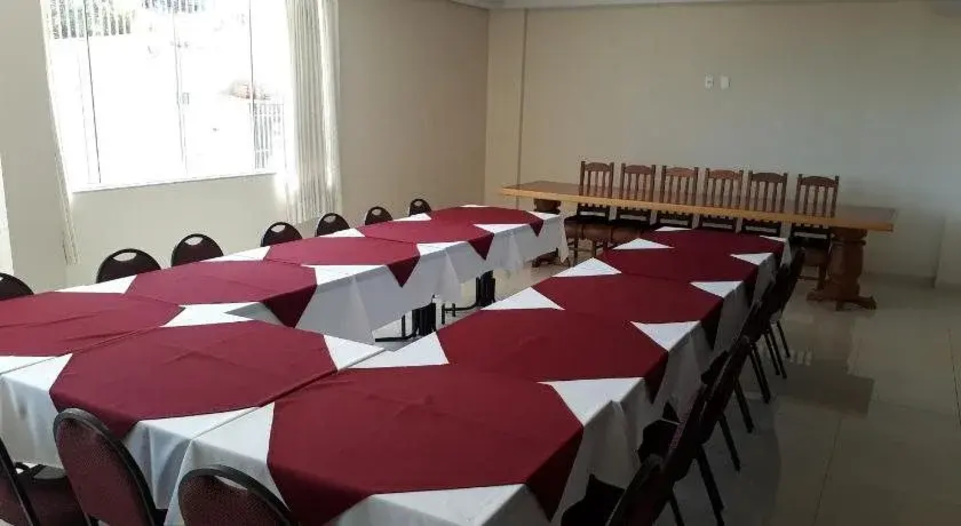 LH Plaza Hotel