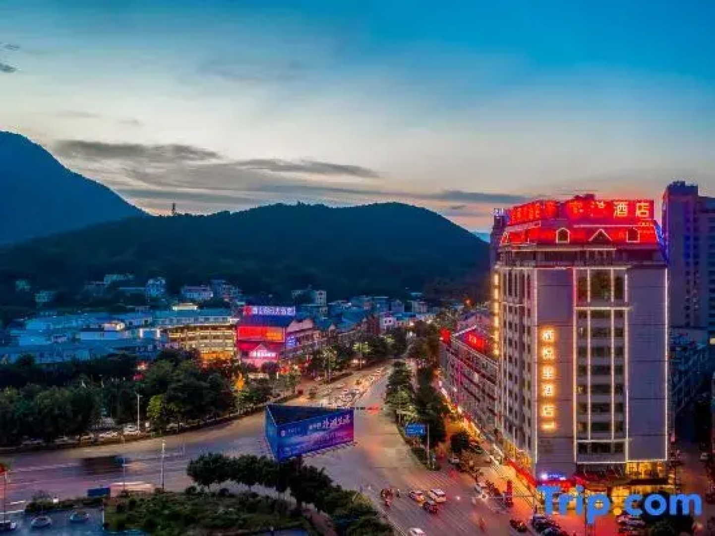 XiYueli Hotel(Guiping Xishan store)