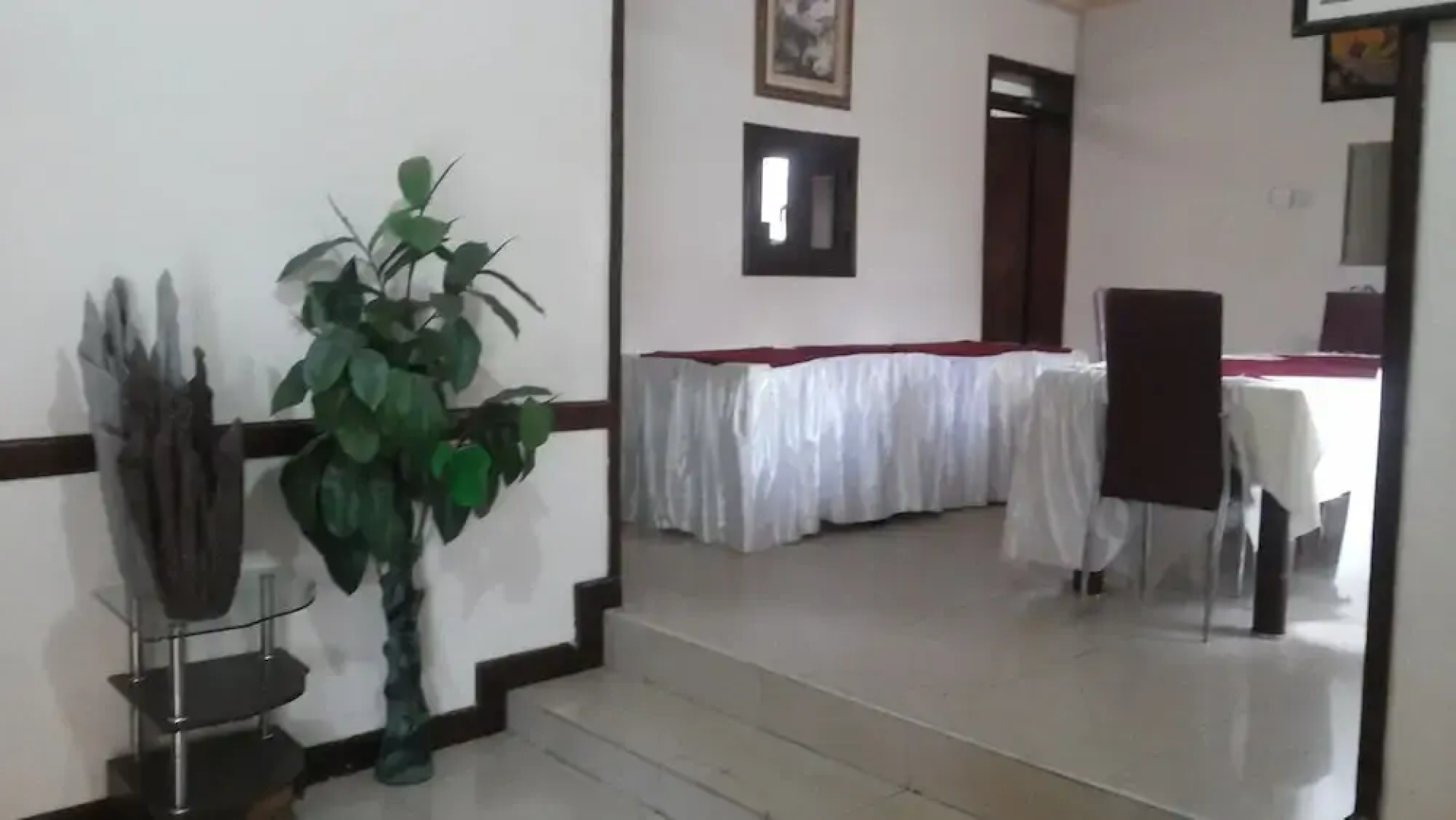 Slumberland Hotel