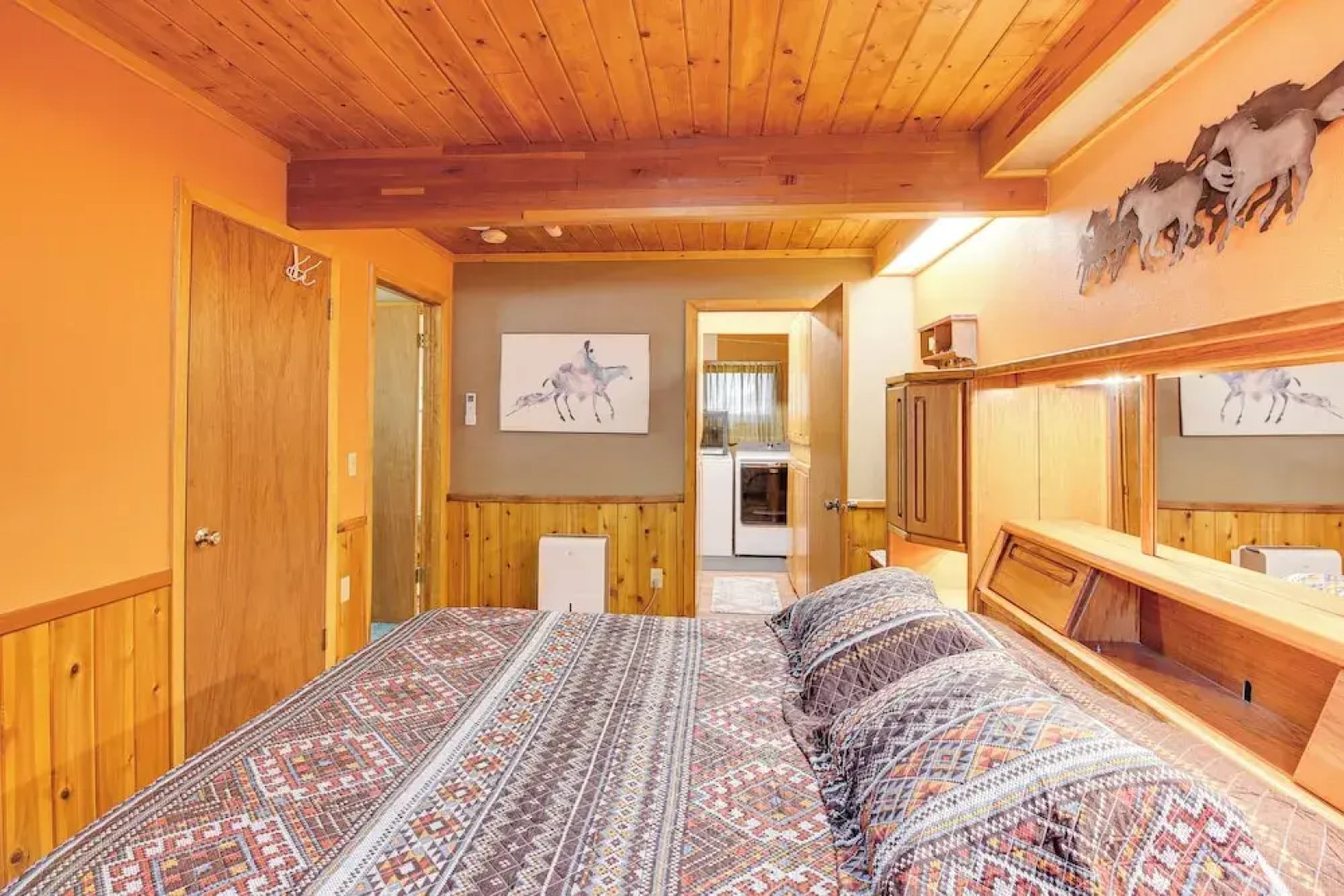 Modern Black Hills Cabin w/ Loft & Wraparound Deck