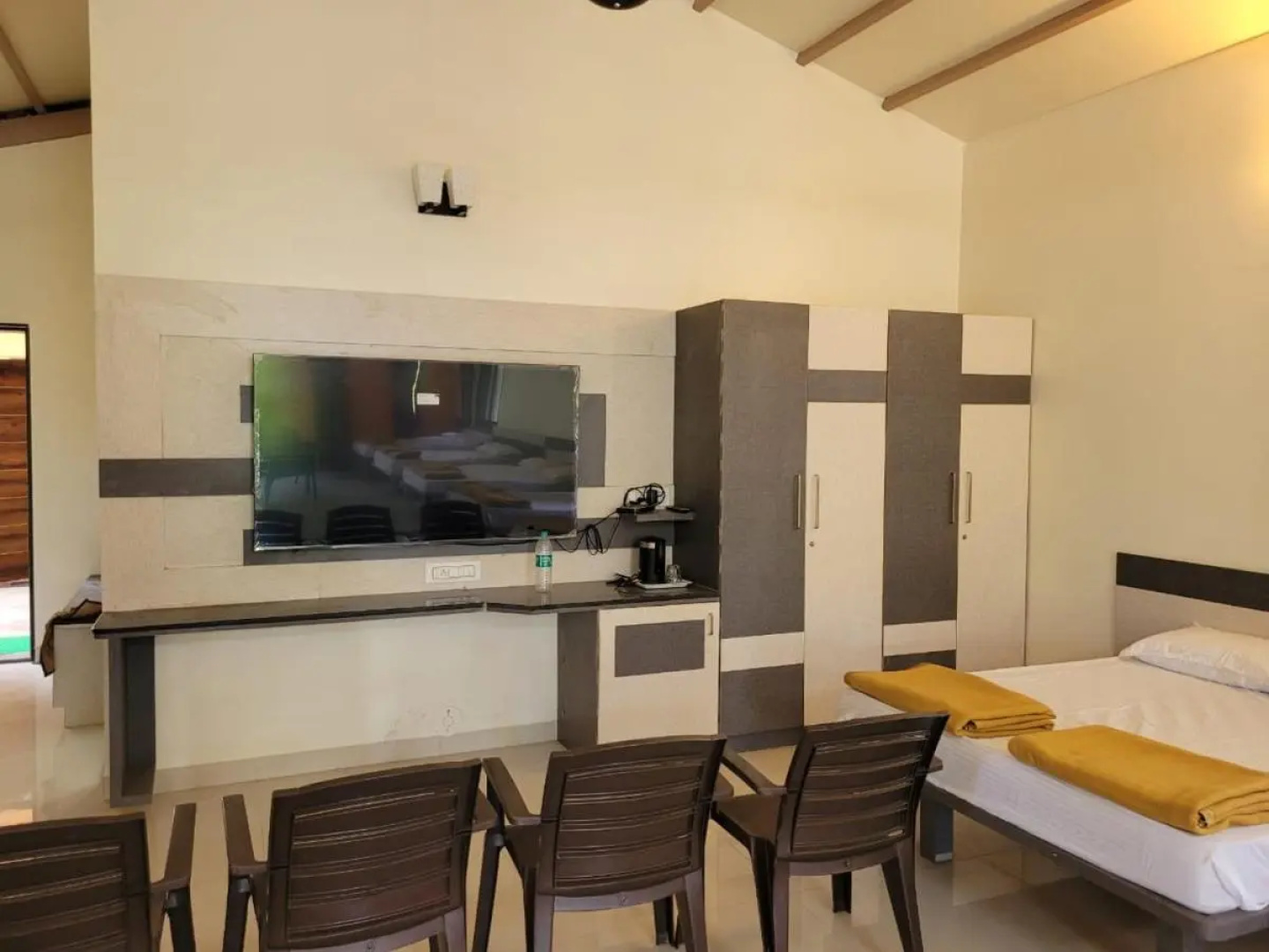Cocorico Beach Resort