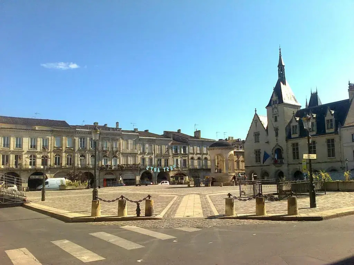 Holiday Home Domaine Des 7 Chï¿½teaux