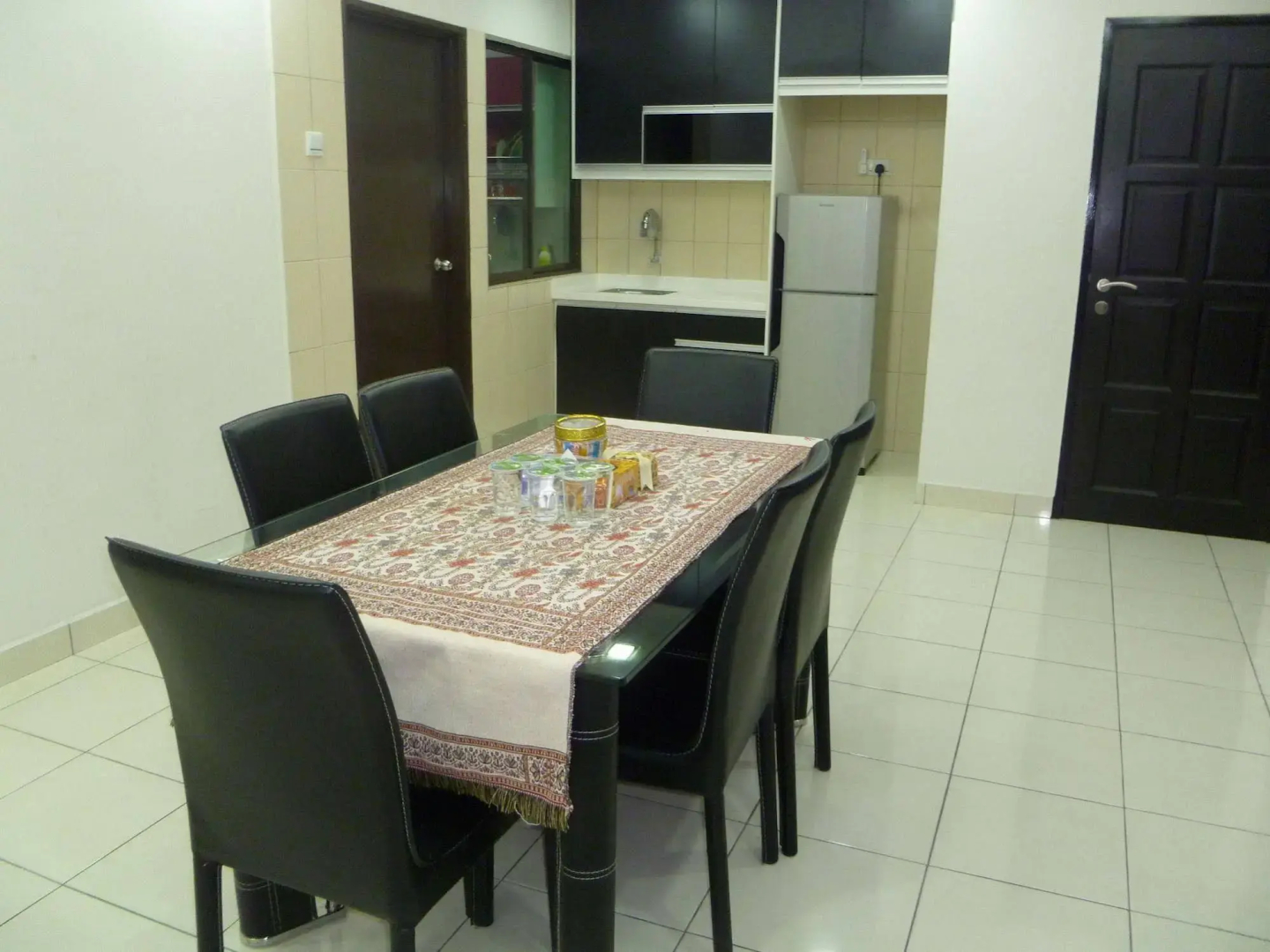 Indah Alam Vacation Home