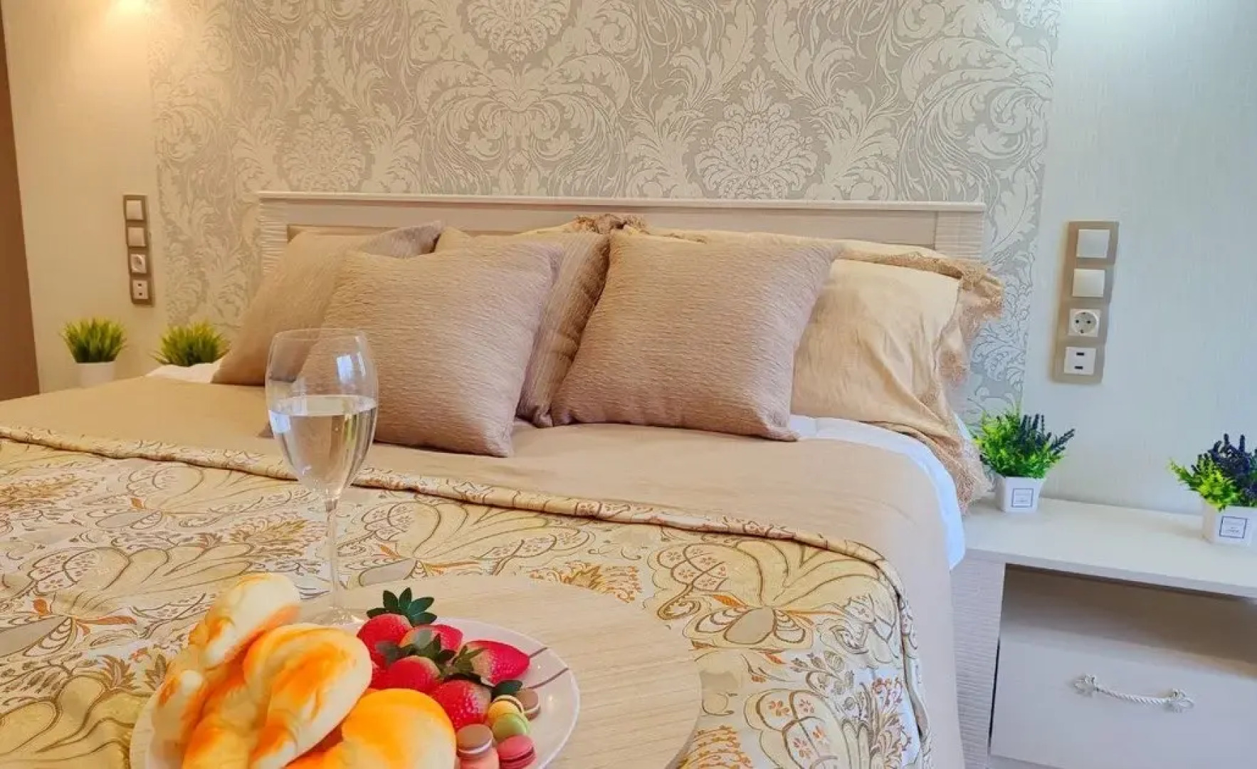 Yousinn (Вера ТСН)