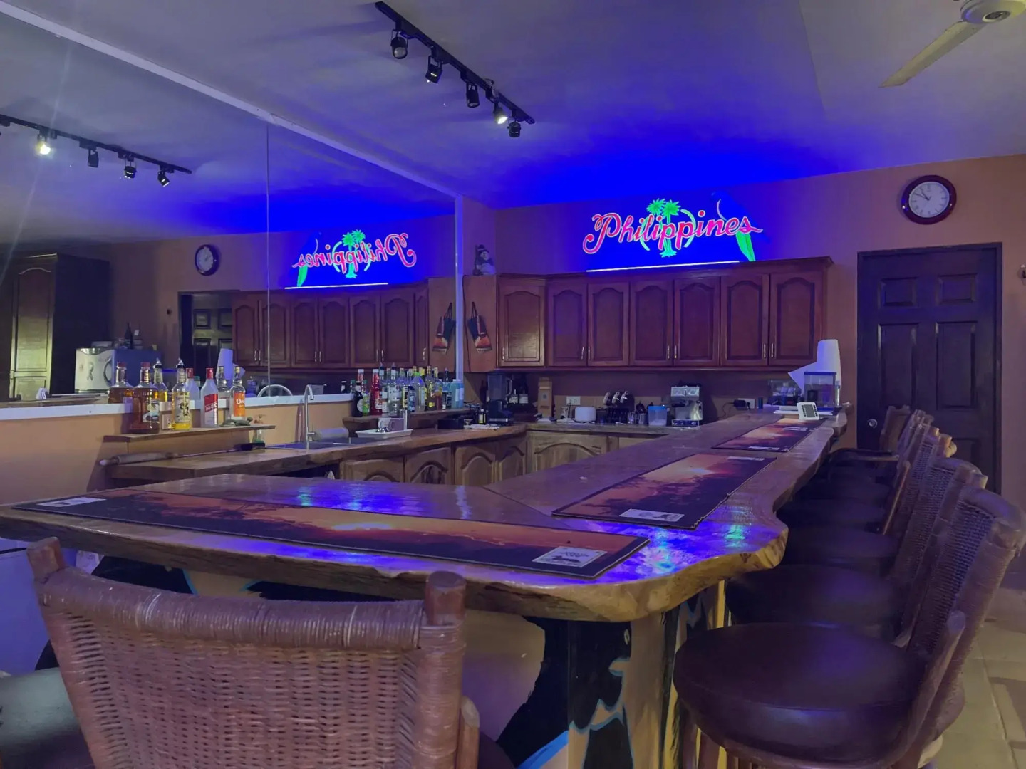 Monty's Riverside View Resort by Cocotel