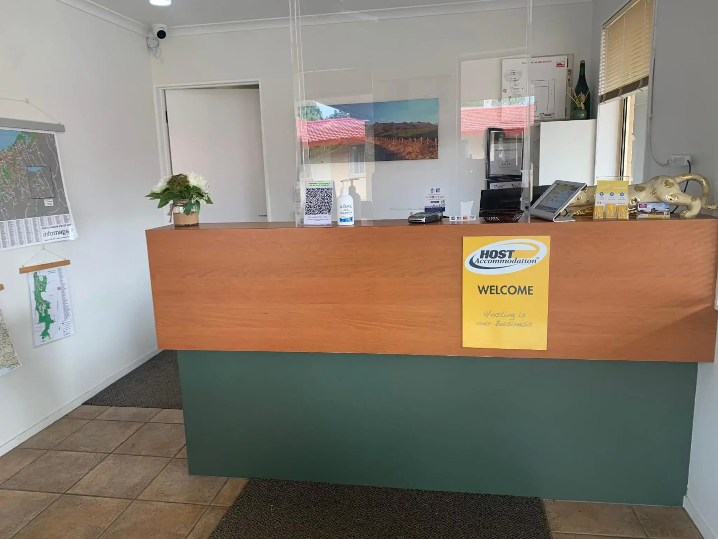 Bks Egmont Motor Lodge