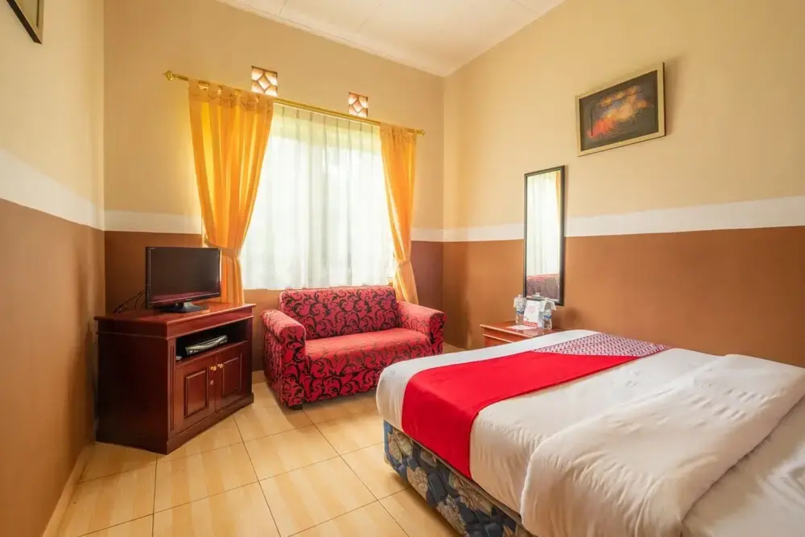 Grand Yustik Selabintana by OYO