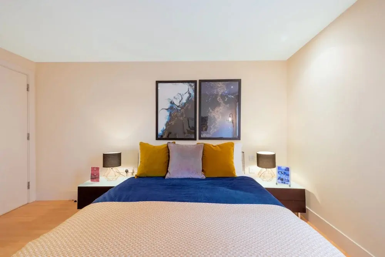 Impeccable 1-bed Apartment in London City