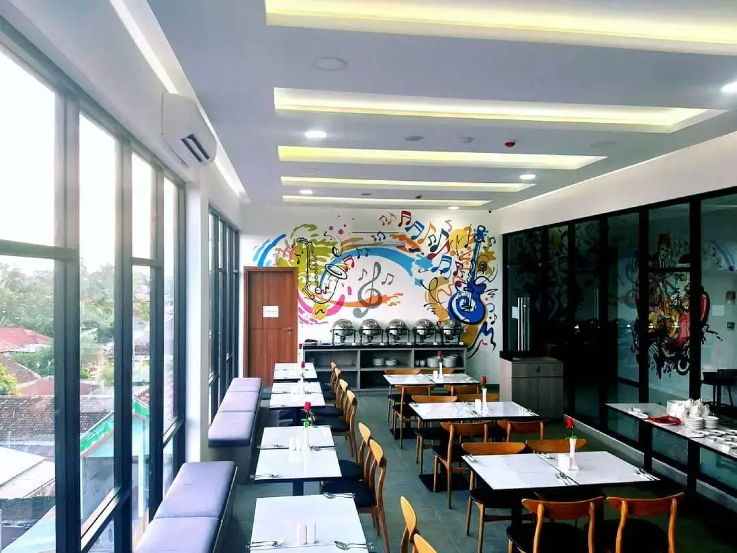 Front One Hotel Tulungagung