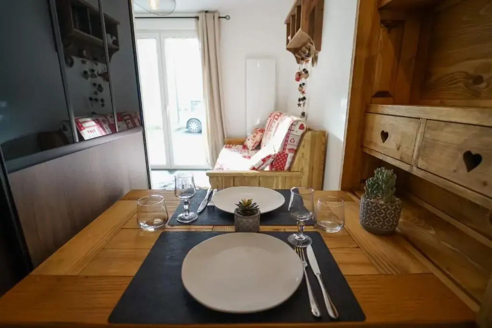 Le Petit Chalet - Studio Cosy à Lathuile pour 2 personnes