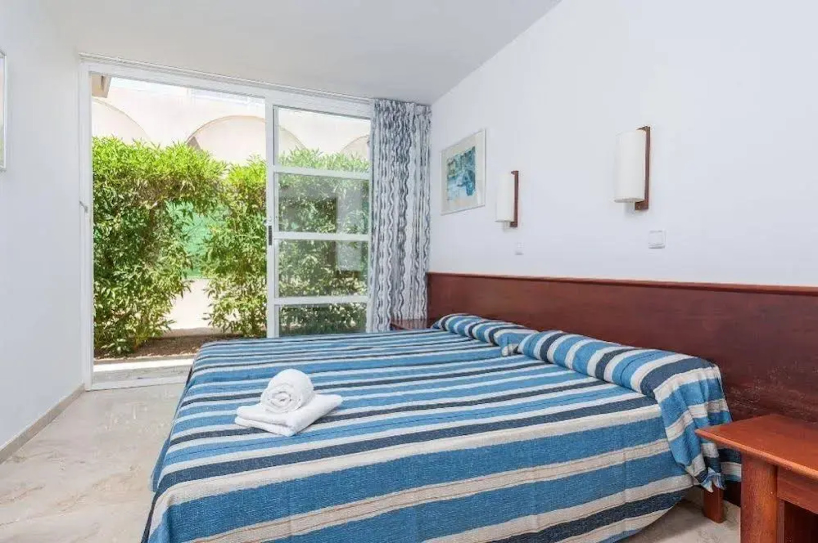 Tampa Bay V2E1 (Xerna)