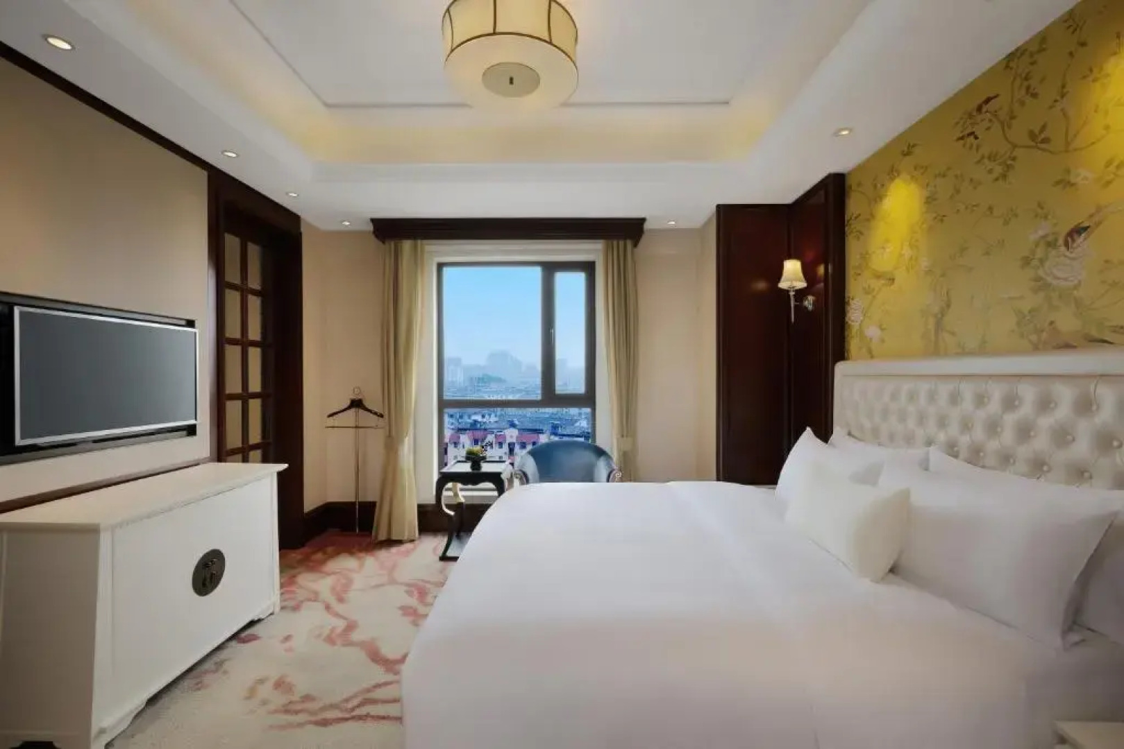 S & N International Hotel Linhai