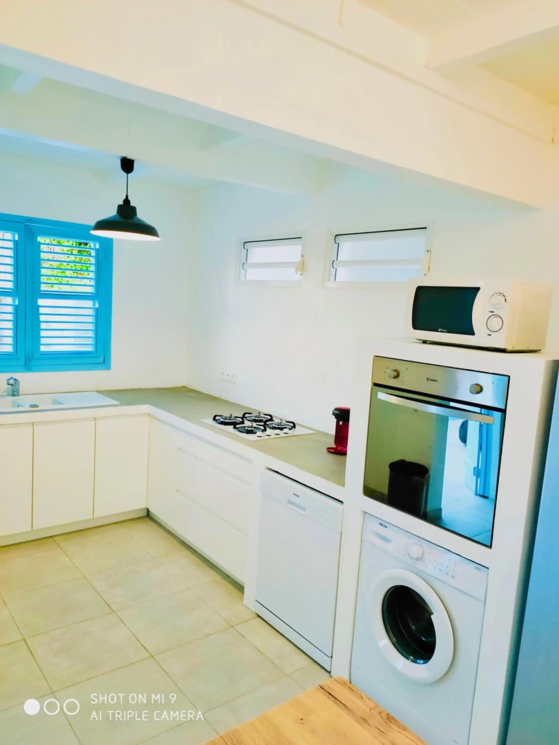 Location Maison Bleue avec piscine privative au Carbet Martinique