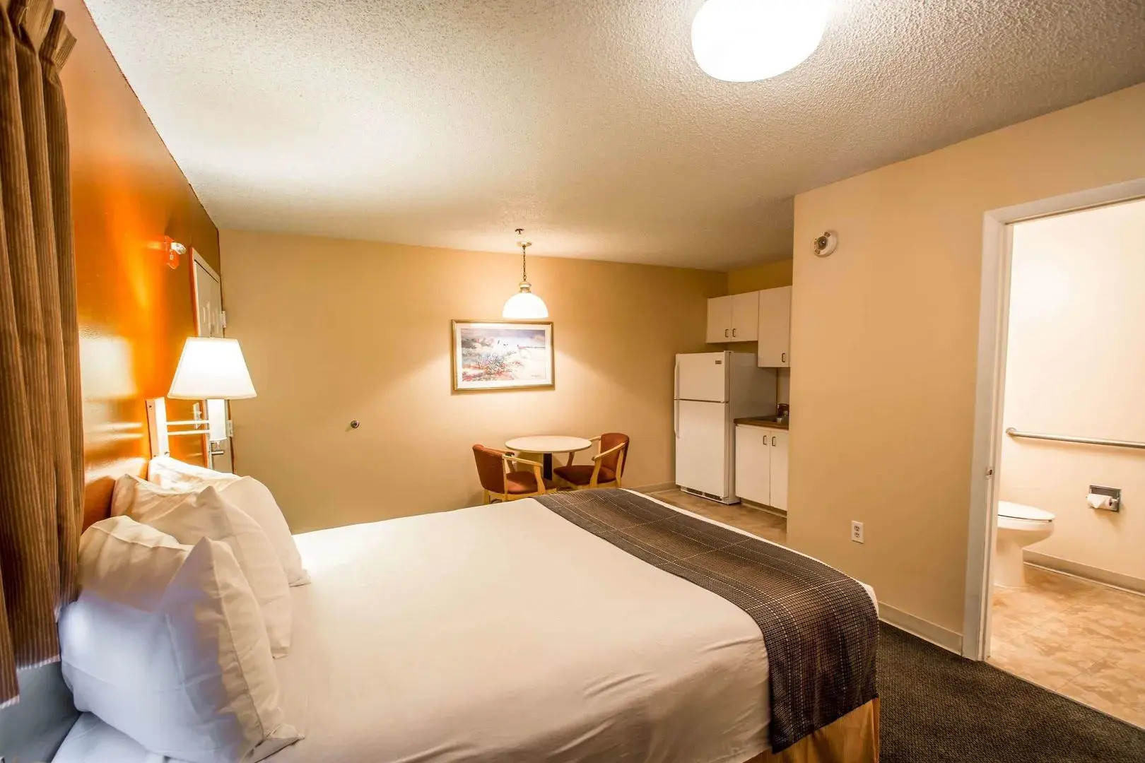 Suburban Studios Stuart near Federal Hwy 1