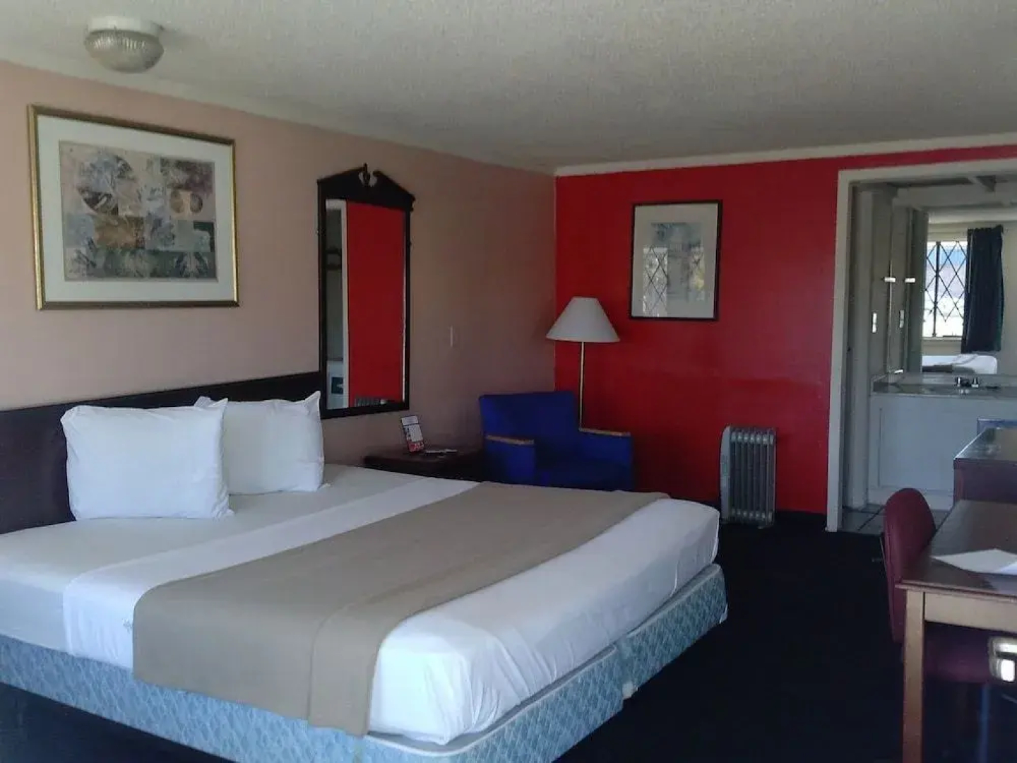Staybridge Suites Detroit Woodhaven by IHG