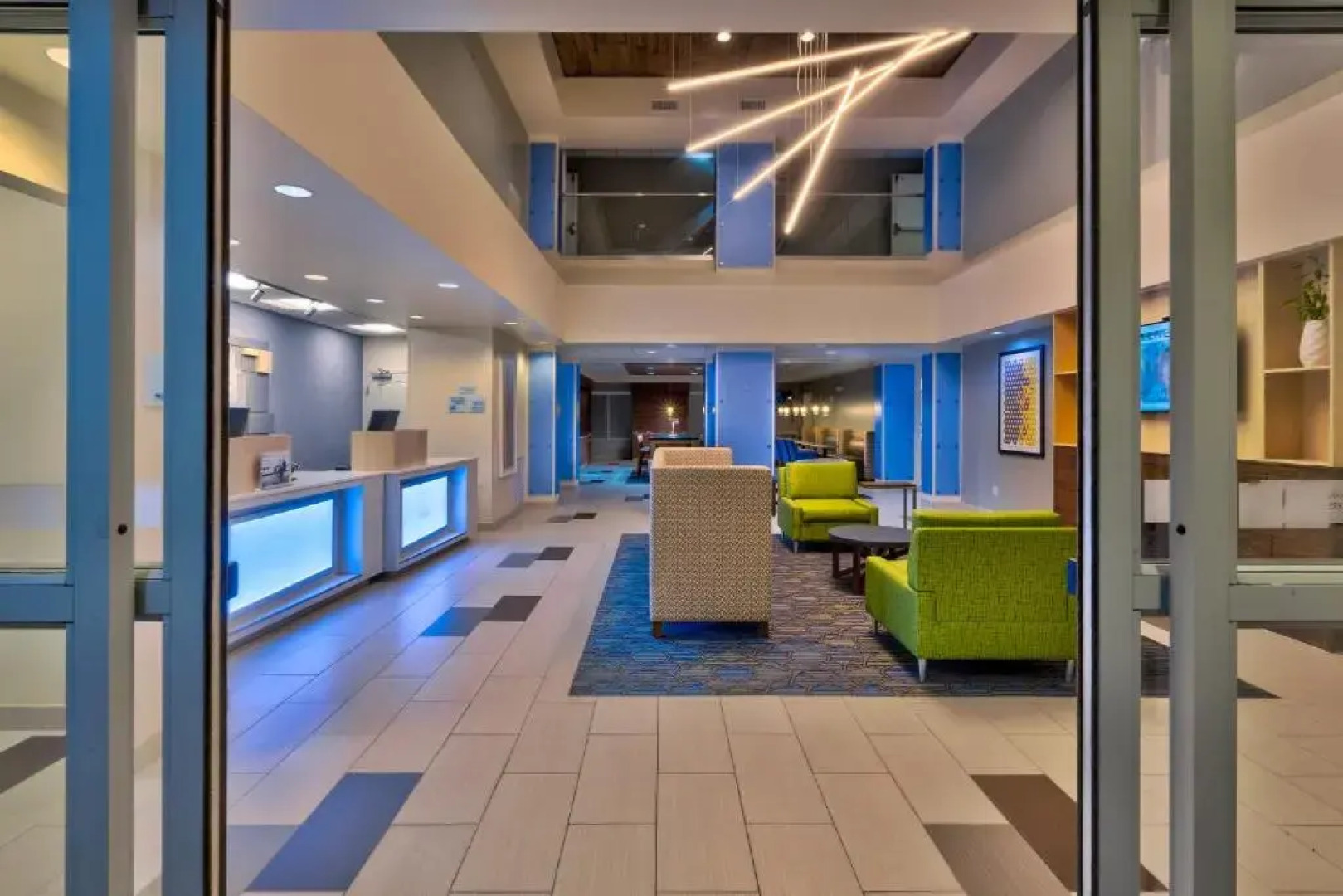 Holiday Inn Express & Suites Effingham by IHG
