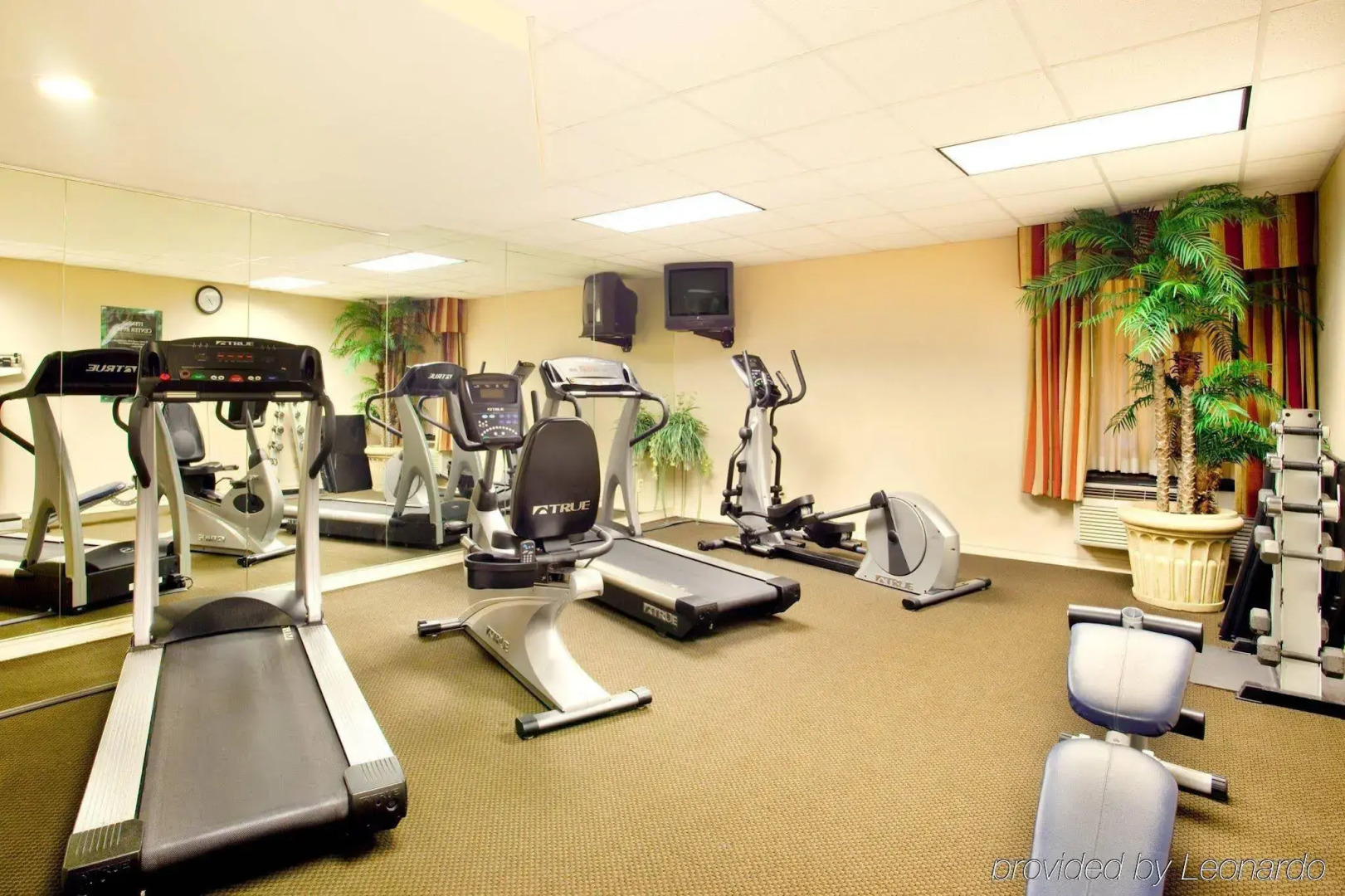 Holiday Inn Express Milwaukee-West Medical Center by IHG