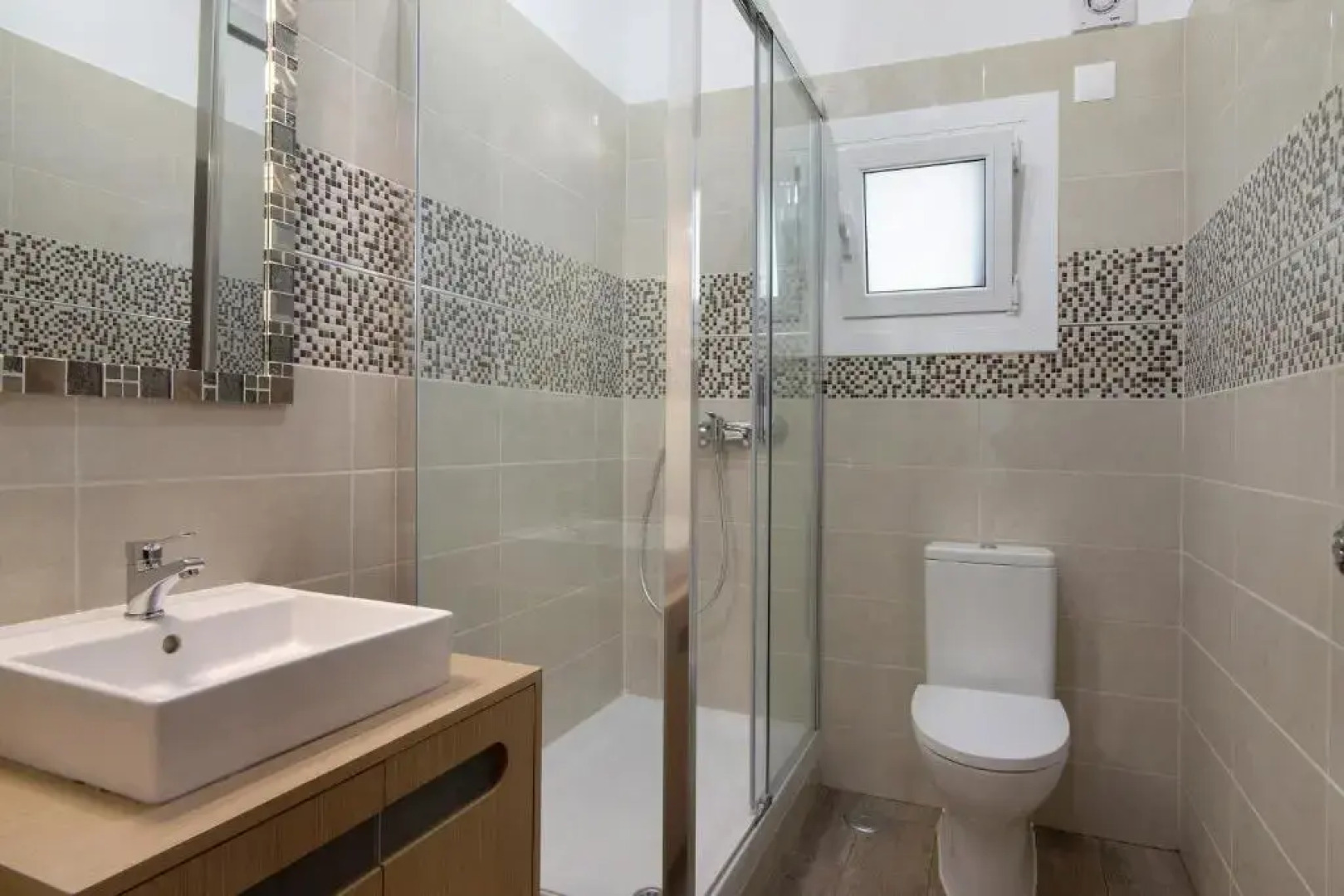 Andar de Moradia V 3 Para 8 pessoas