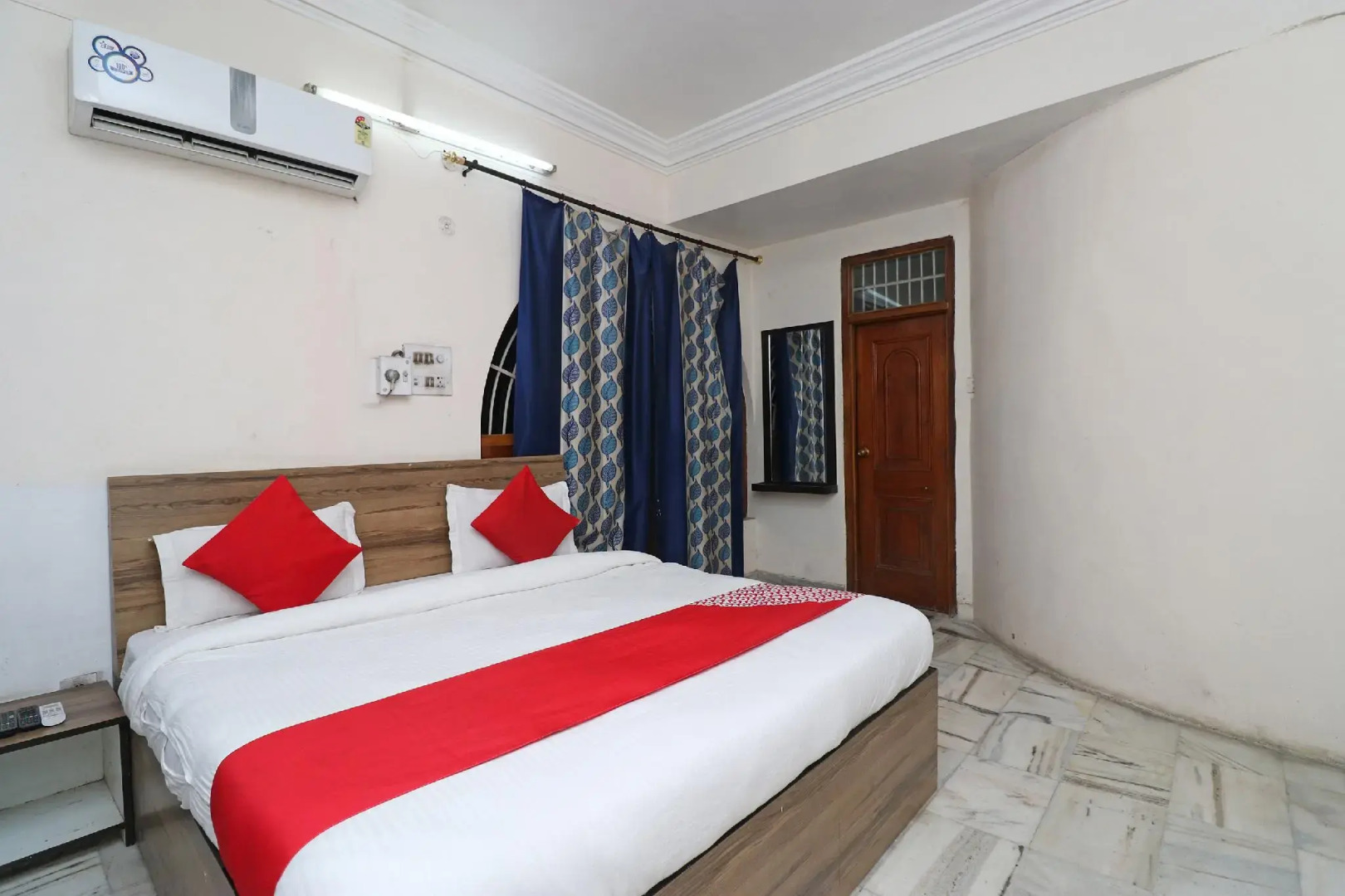 OYO 12180 Surya Prayagam