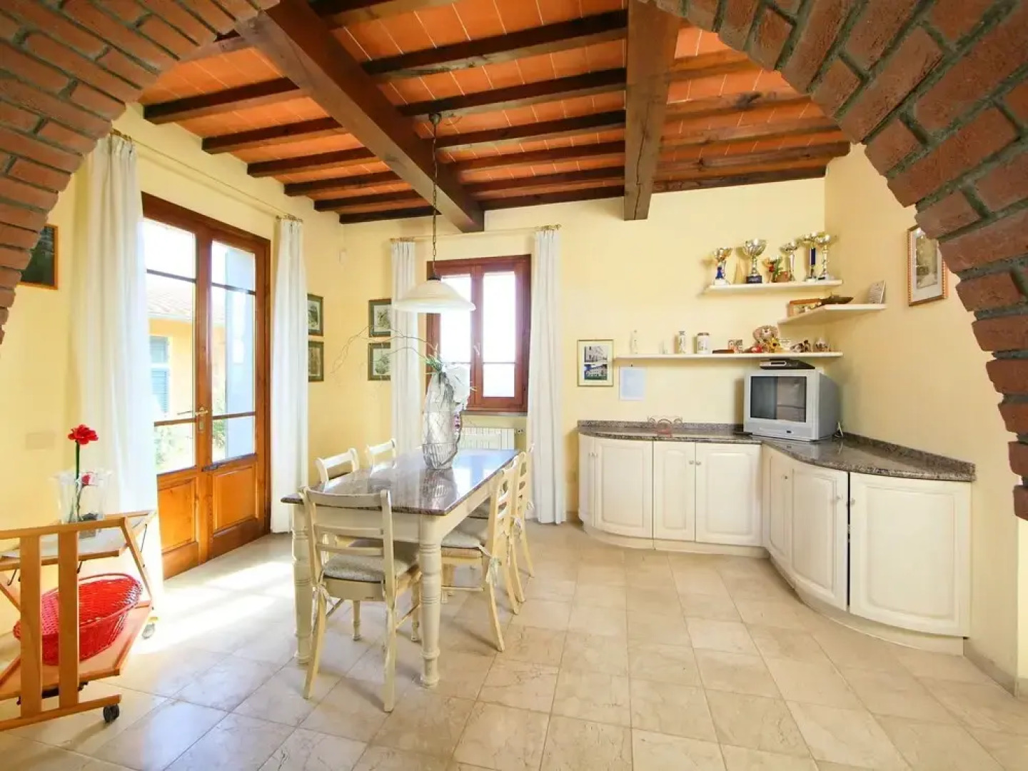 Villa Elena Galleno in Galleno