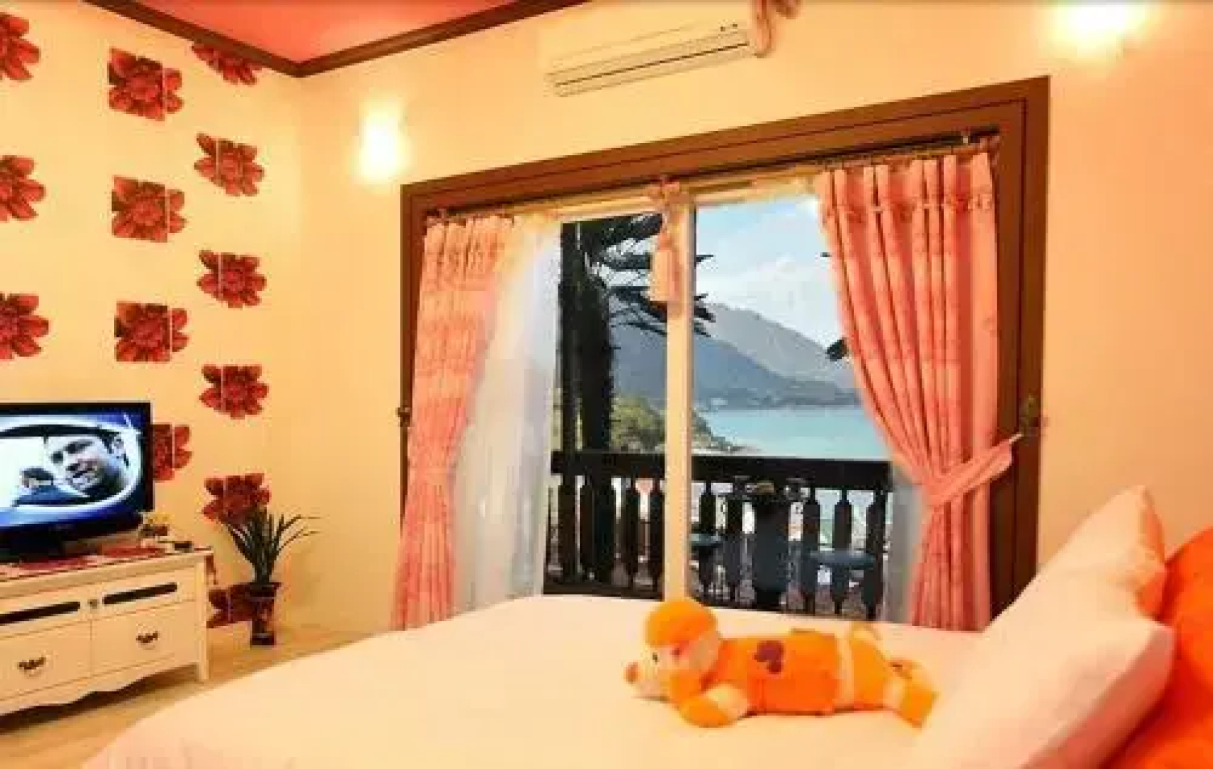 Rainbow Hill Pension