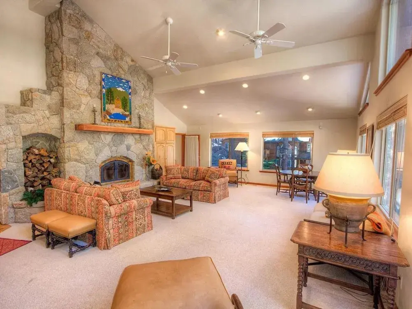 Silver Rock Spectacular Skyland Home 5 Br cabin by RedAwning
