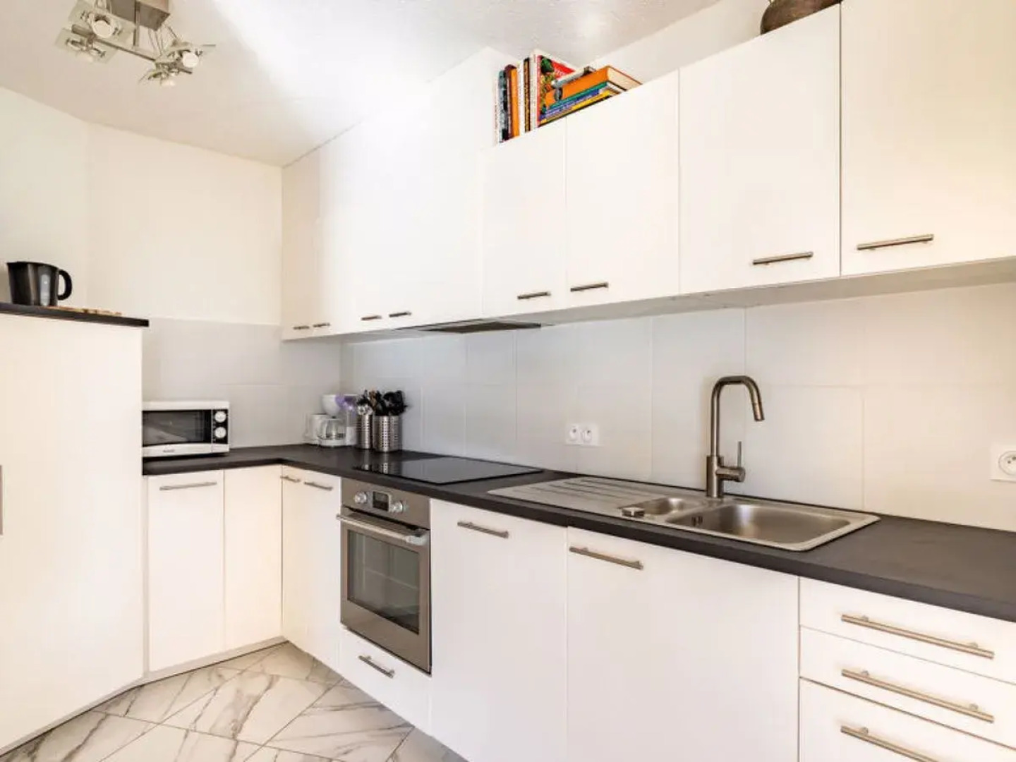 Apartment Cadet Rousse