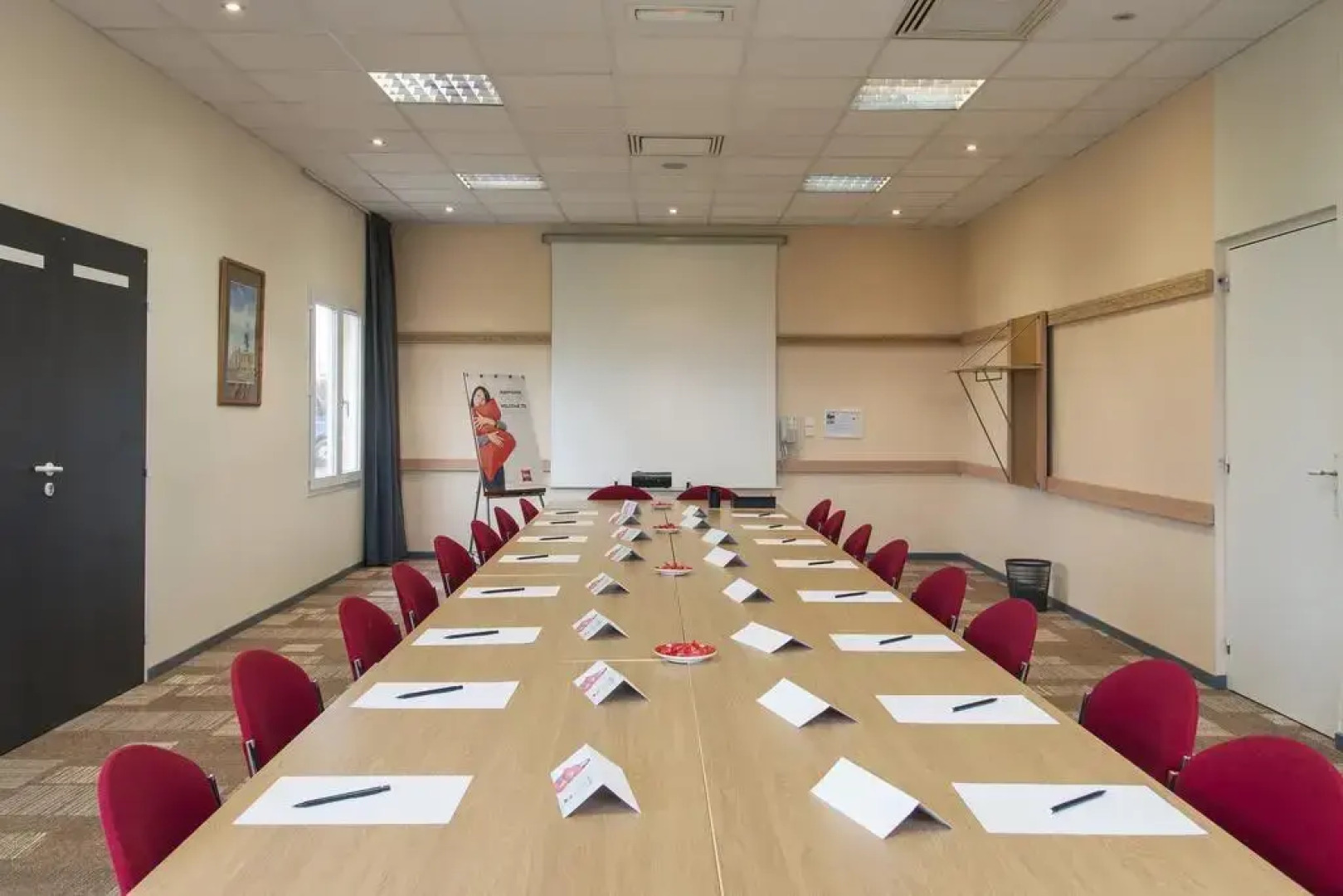 ibis Falaise Coeur de Normandie