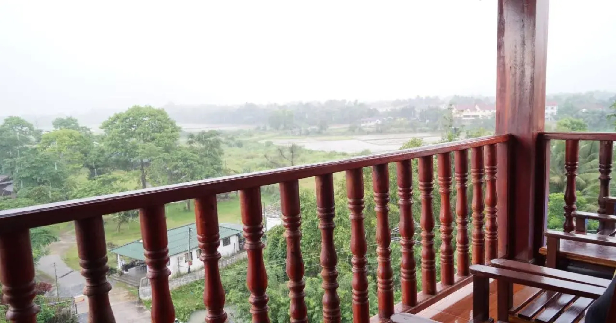 Mountain Riverview Guesthouse