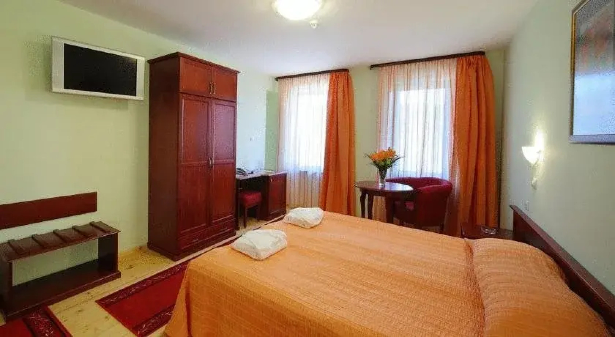 Rachev Hotel Residence