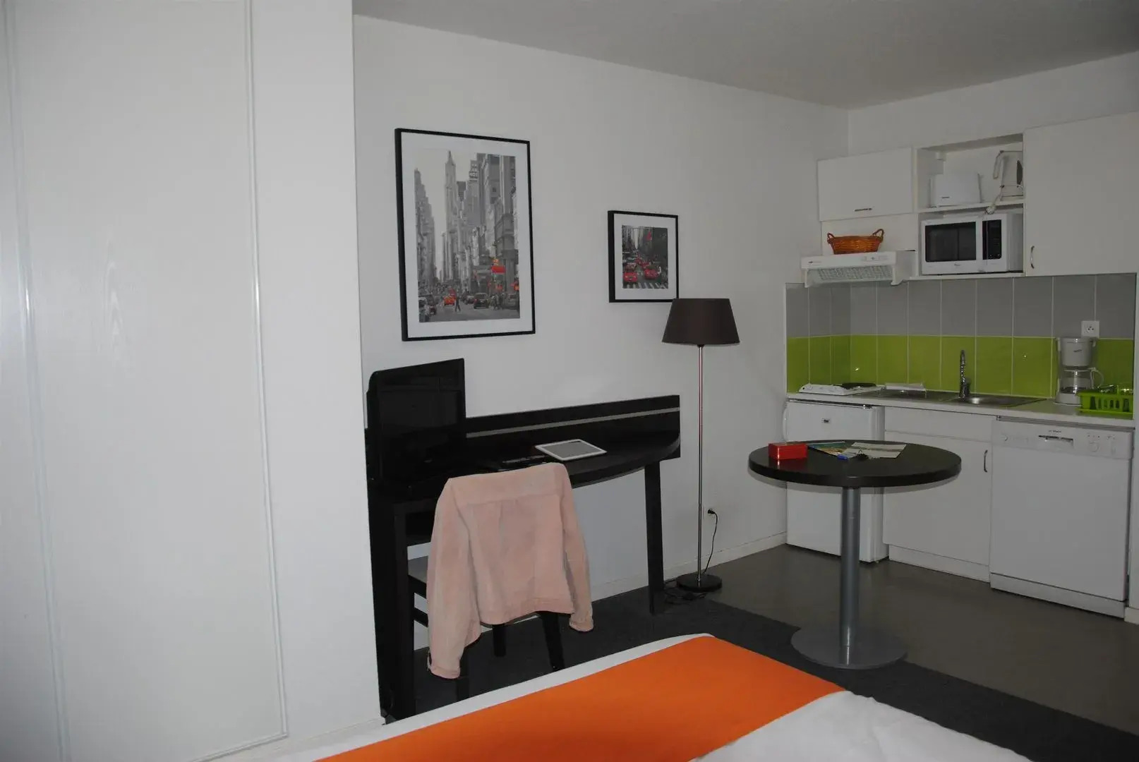 Nemea Appart Hotel Home Suite Nancy Centre