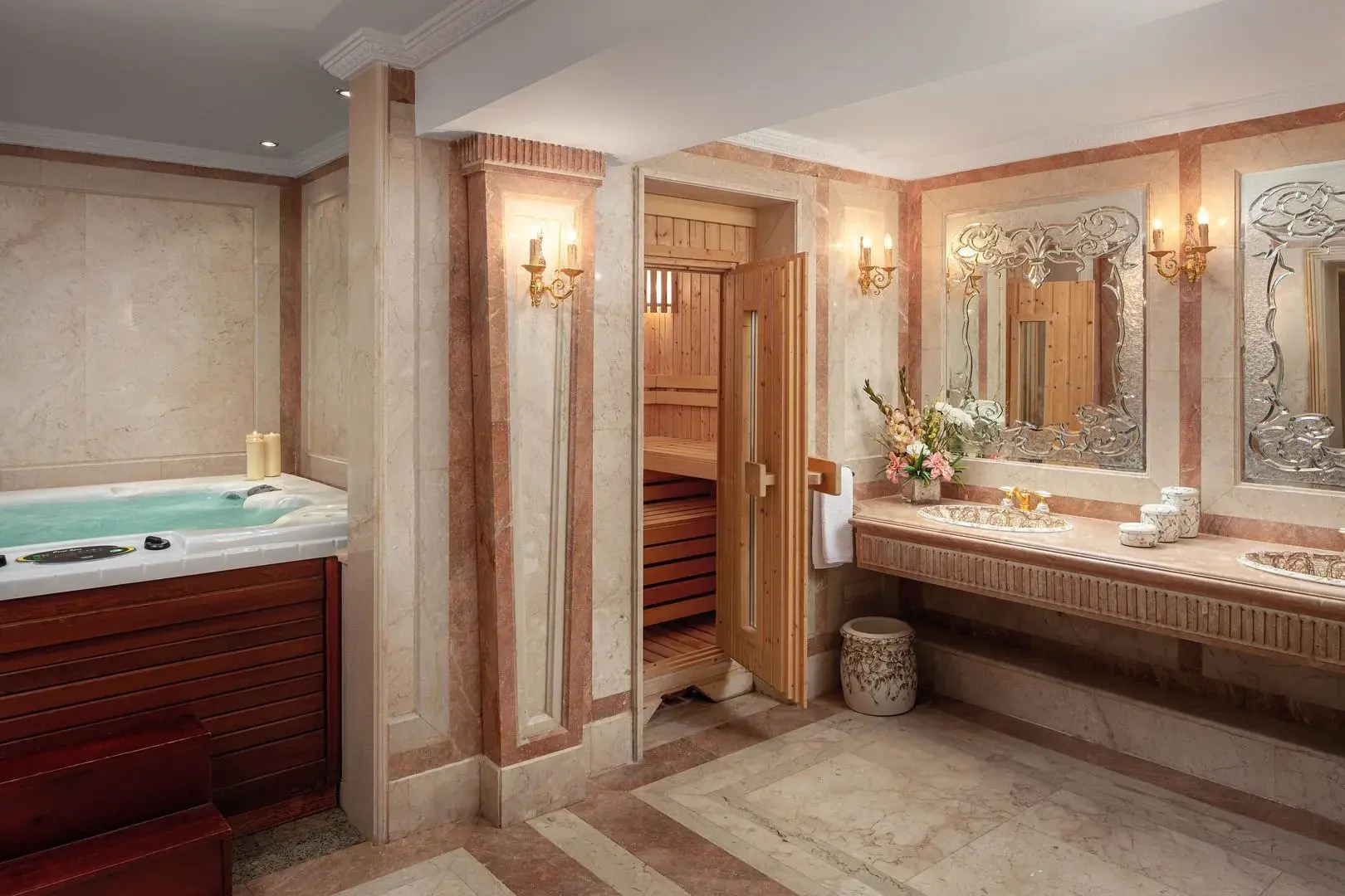 Palm Royale Resort - Soma Bay