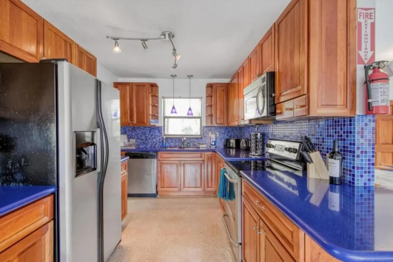 Aquapeace by The Gold Nests