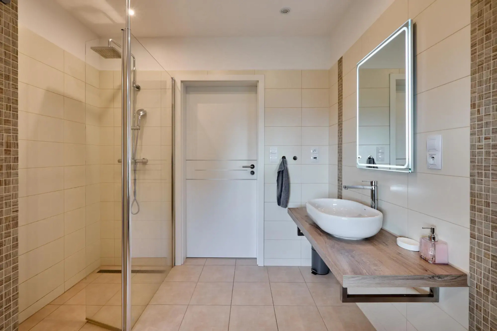 Benecko Lbz170 in Benecko