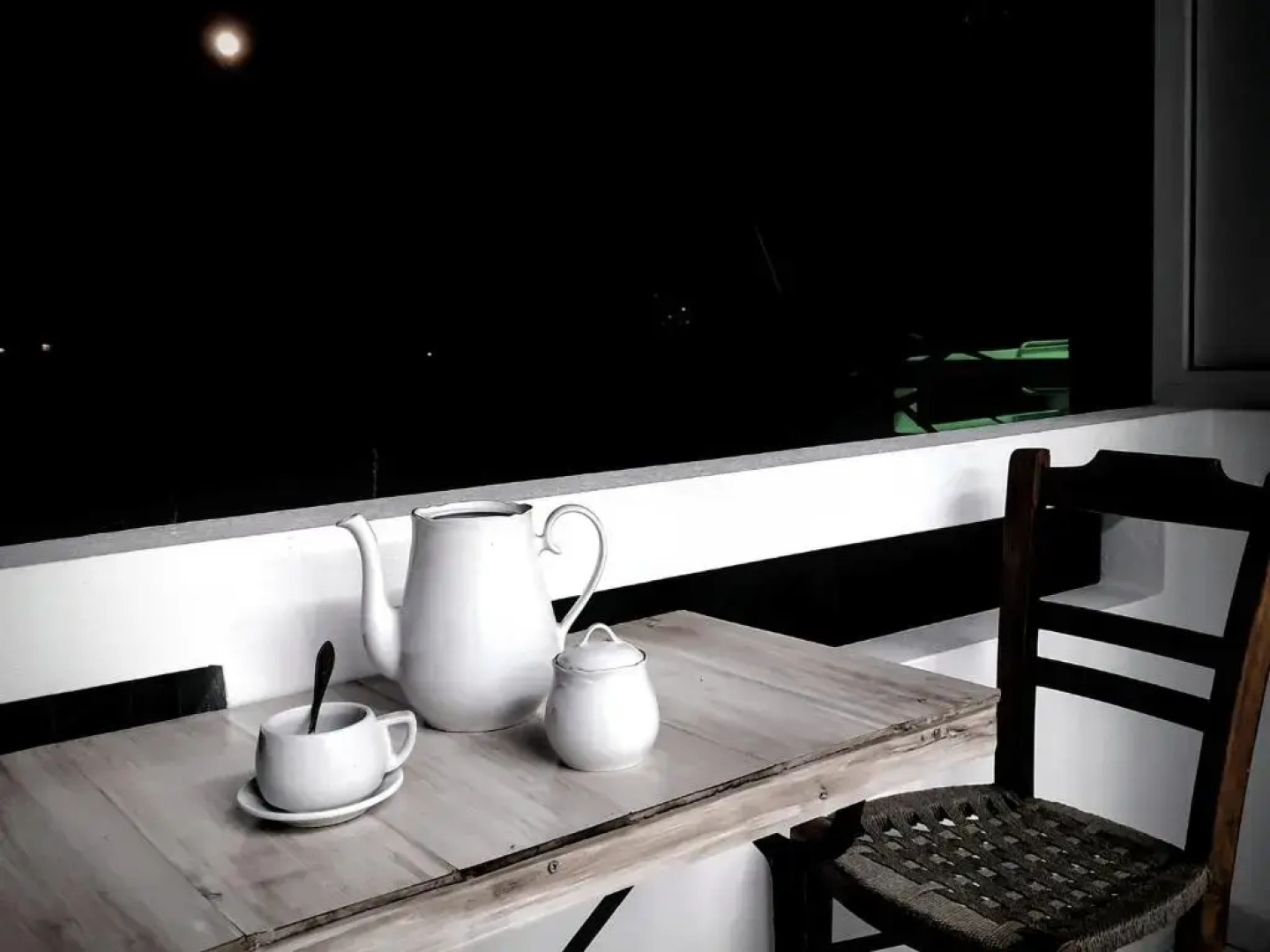 Suite of light rooms