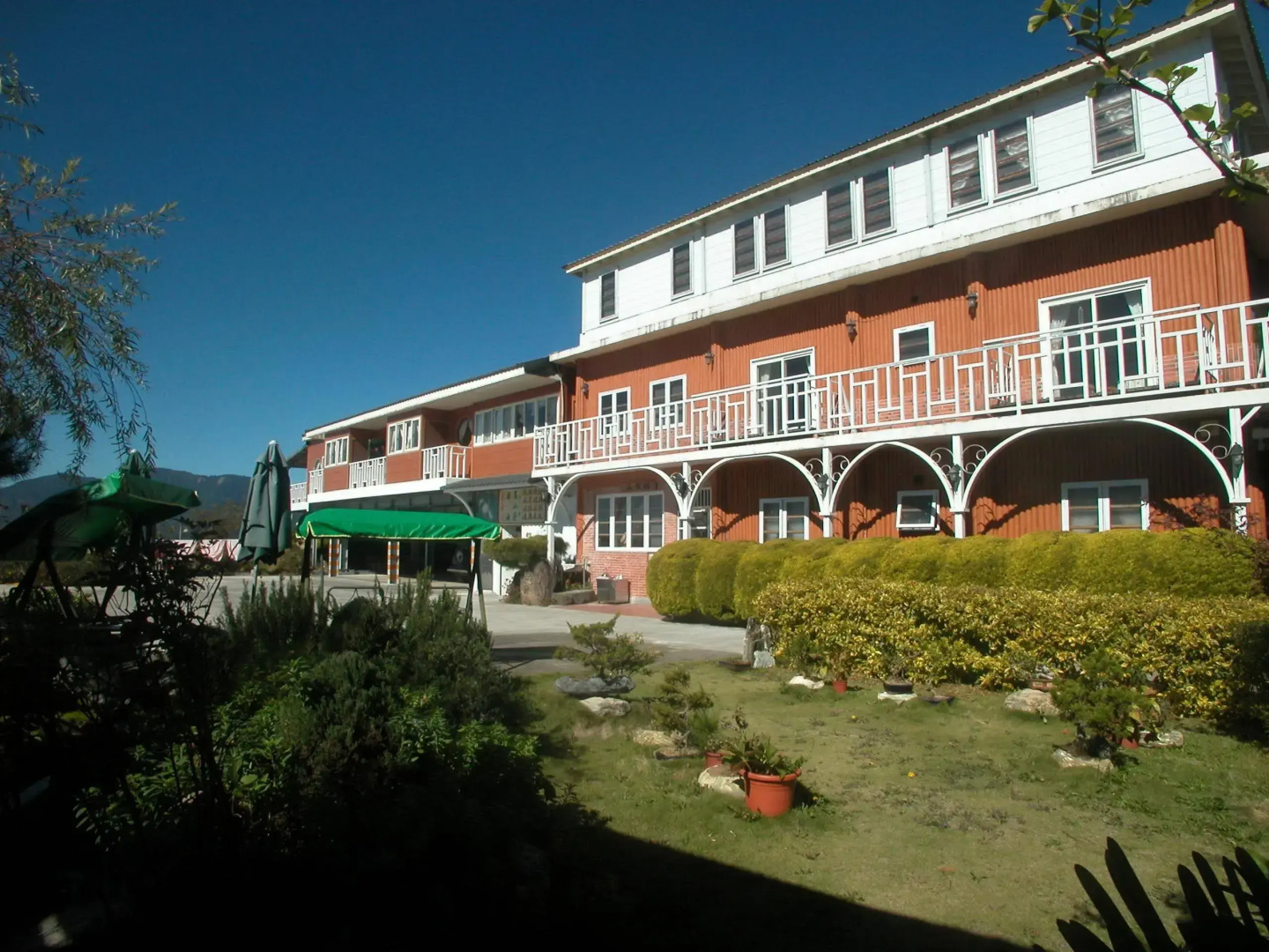 Shan Shui-Yuan Vege Guest House