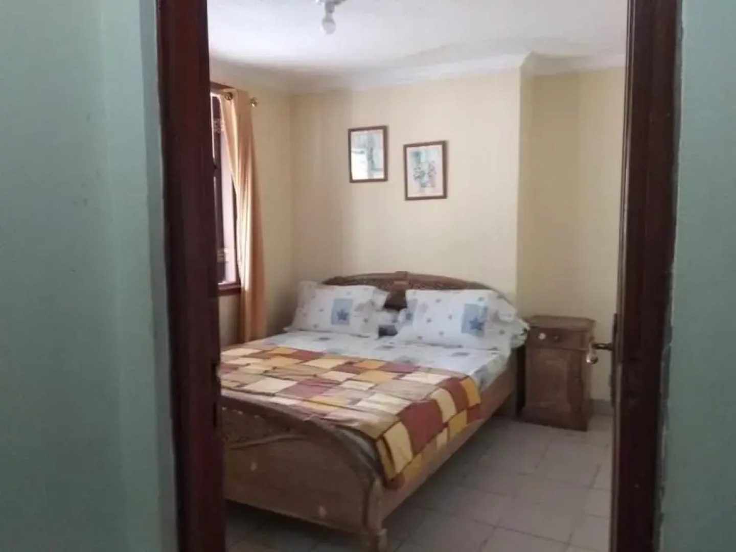 Kondominium Lippo Carita Selatan