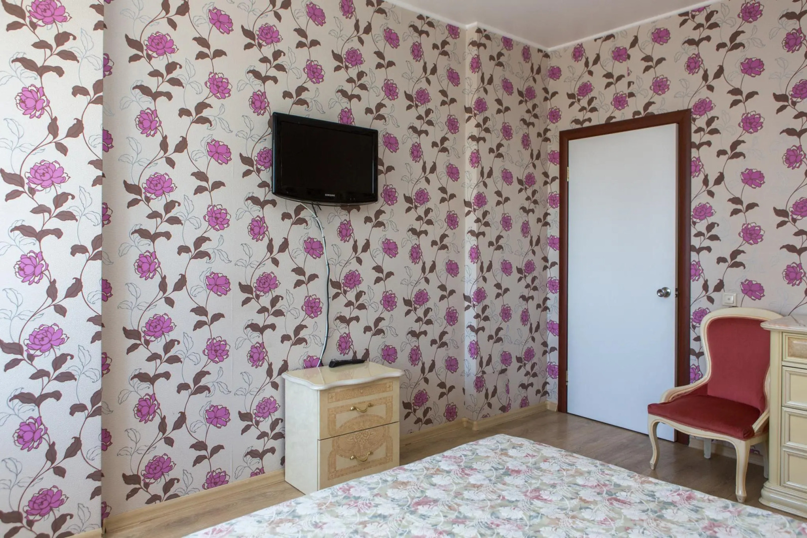 Уют Home (Хоум) на улице 3-го Интернационала 39